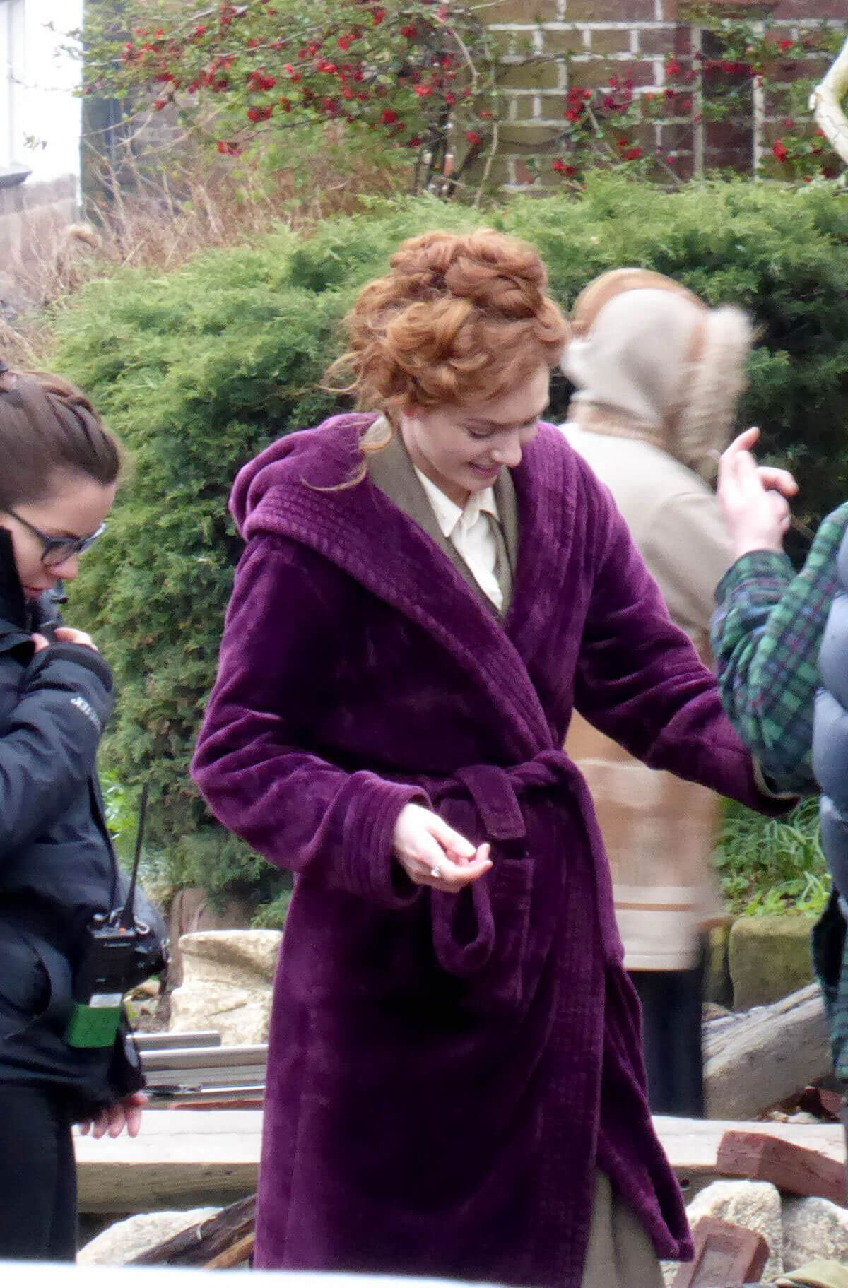 Eleanor Tomlinson on the Set of War of the Worlds in Cheshire 2018/06/09