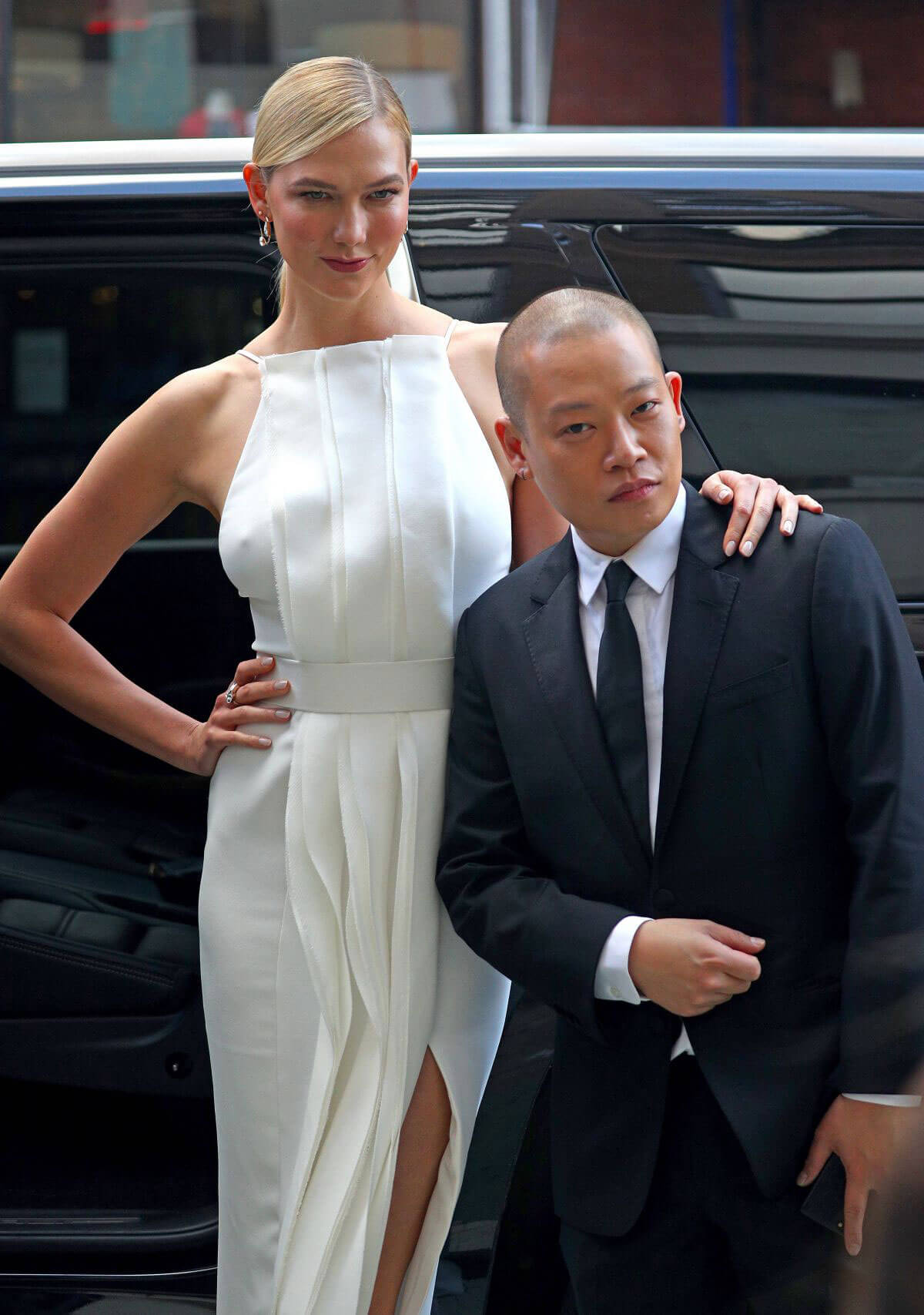 Karlie Kloss and Jason Wu Heading to 2018 CFDA Fashion Awards in New York 2018/06/05