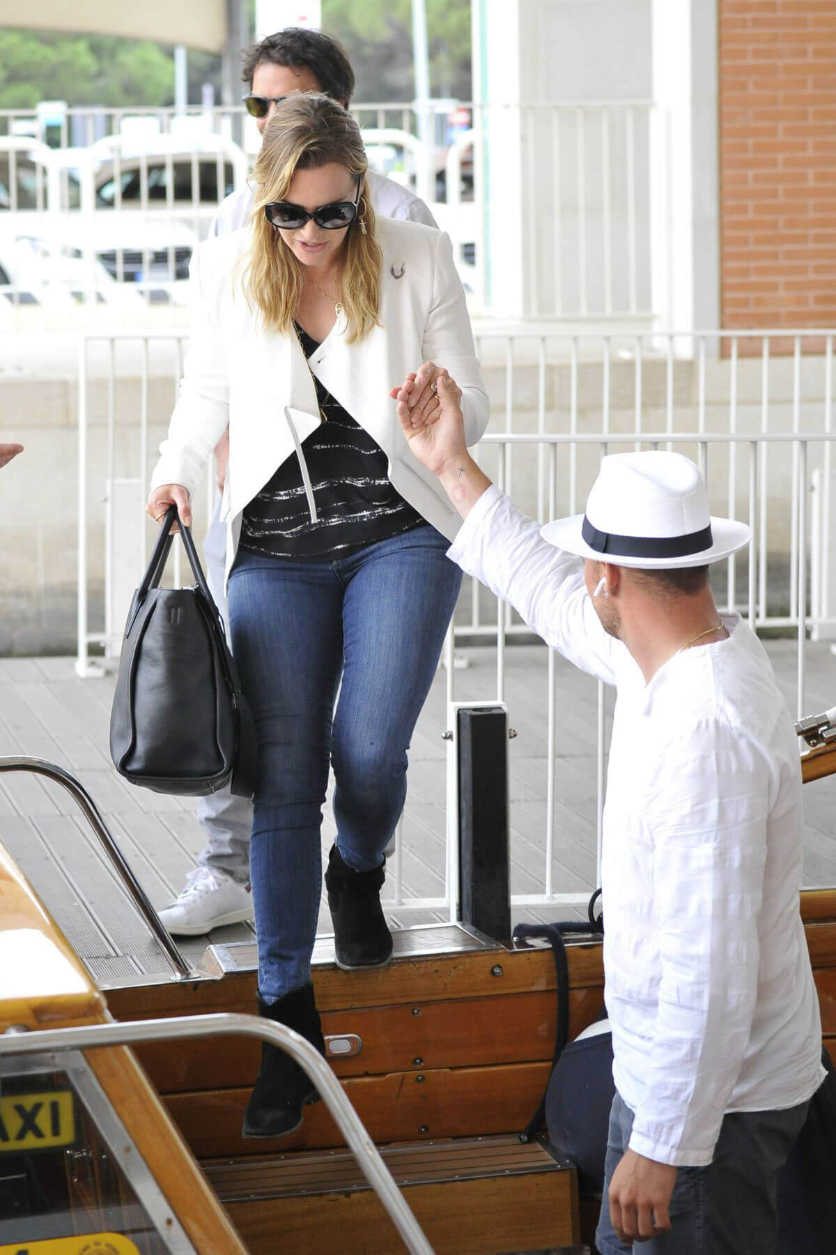 Kate Winslet Out and About in Venice 2018/06/08