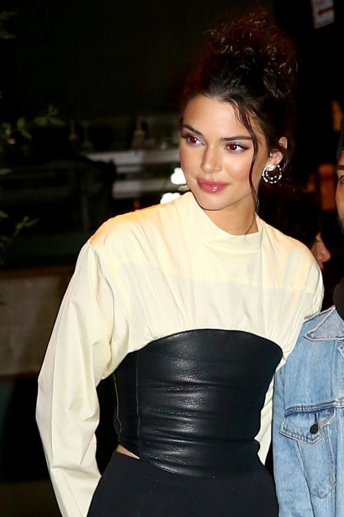 Kendall Jenner Out for Dinner at Cipriani in New York 2018/06/04 15