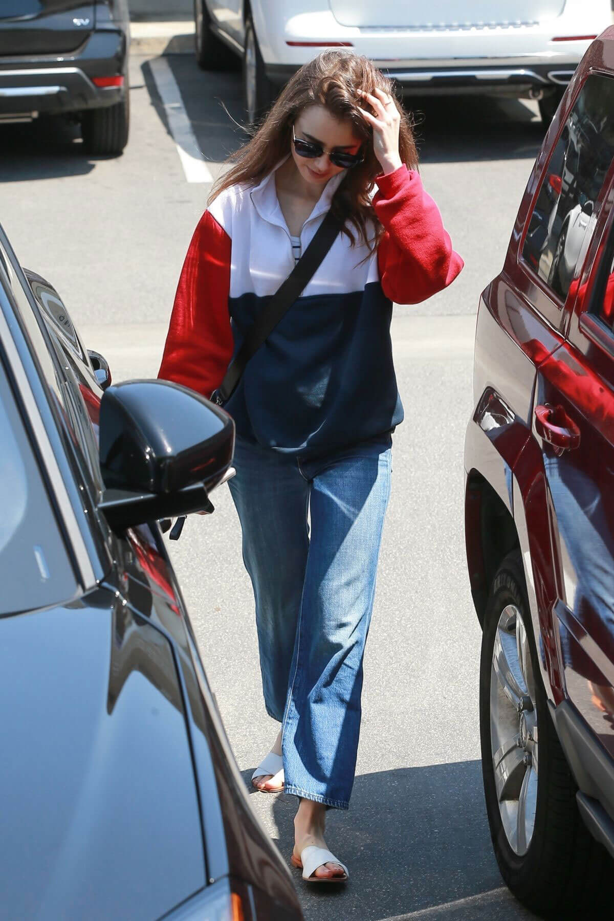 Lily Collins Out Shopping in West Hollywood 2018/05/31