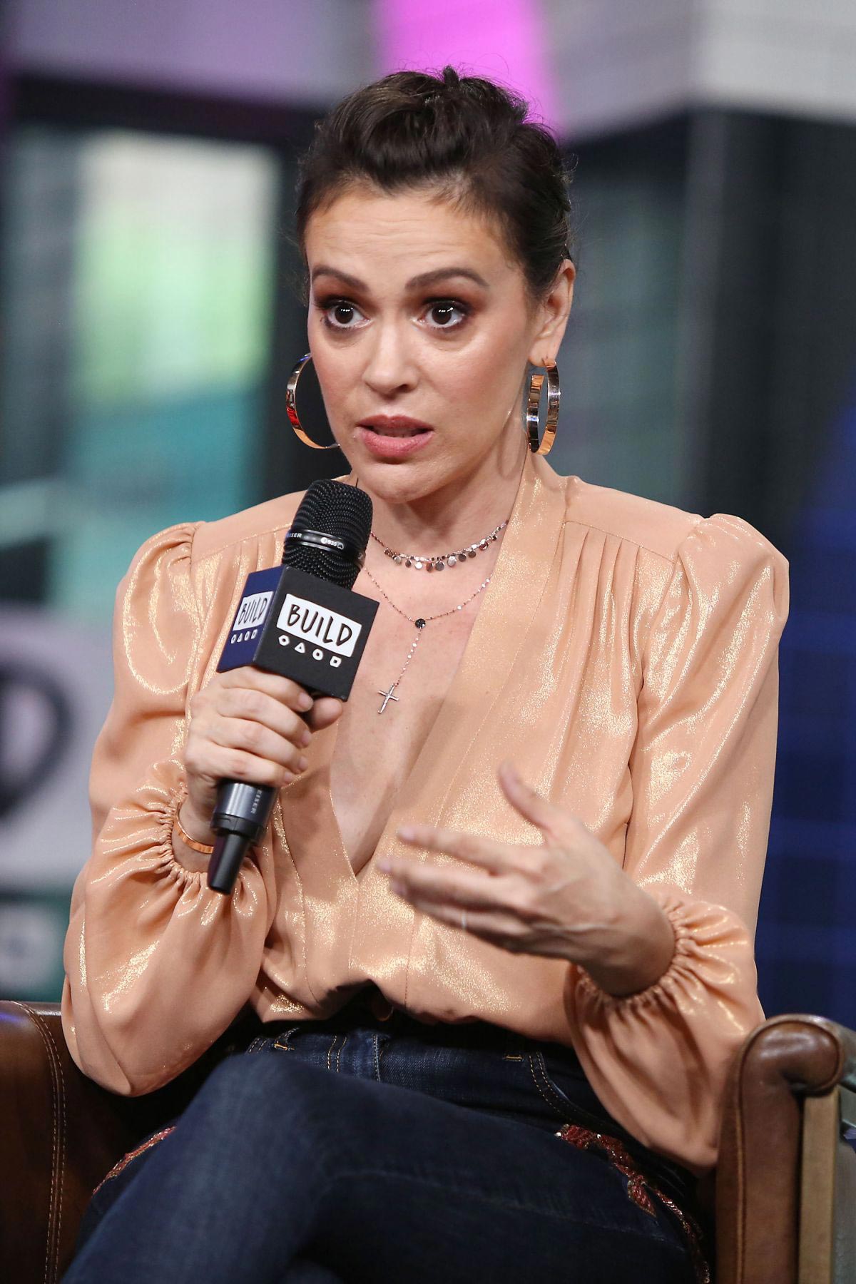 Alyssa Milano at Build Speaker Series in New York 2018/08/07