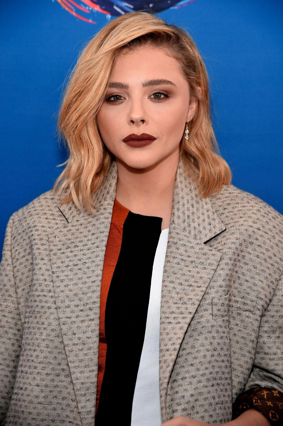 Chloe Moretz at 2018 Teen Choice Awards in Beverly Hills 2018/08/12