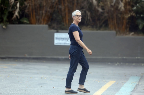 Jamie Lee Curtis Out in Pacific Palisades 2018/07/26 2