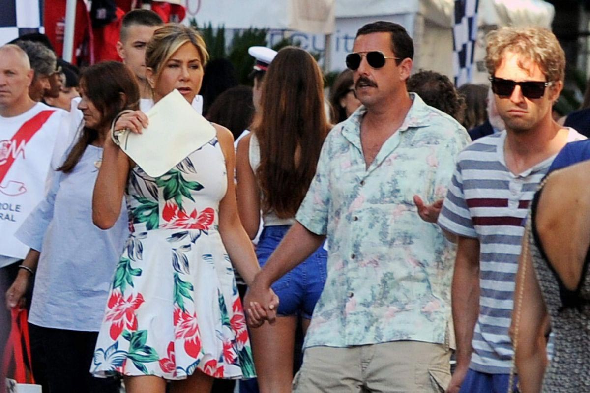 Jennifer Aniston and Adam Sandler on the Set of Murder Mystery in Milan 2018/08/27