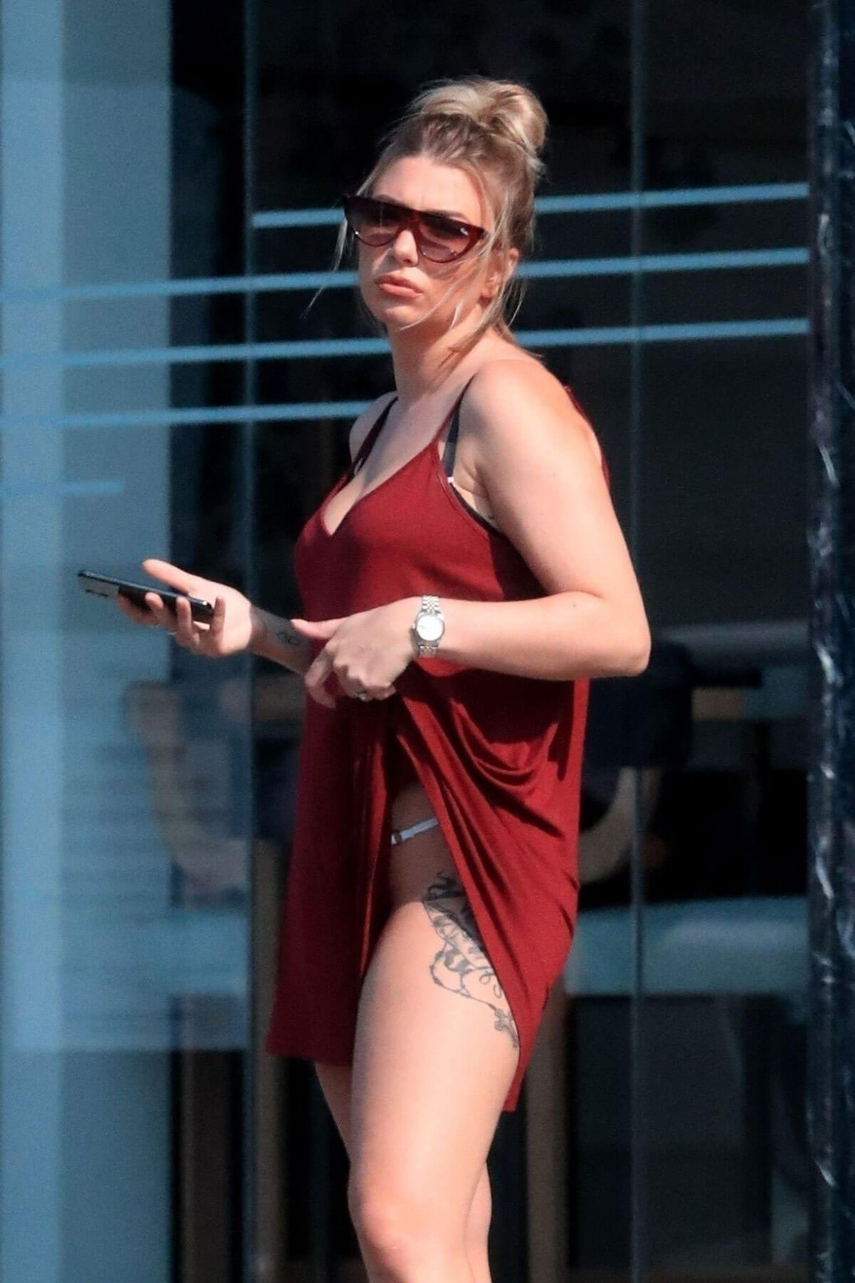 Olivia Buckland Out and About in Los Angeles 2018/07/27