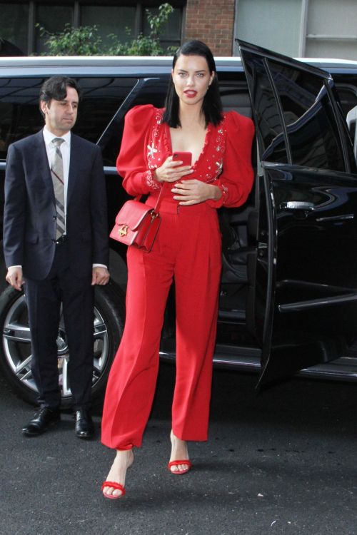 Adriana Lima Arrives at Good Day New York 2018/09/06 4