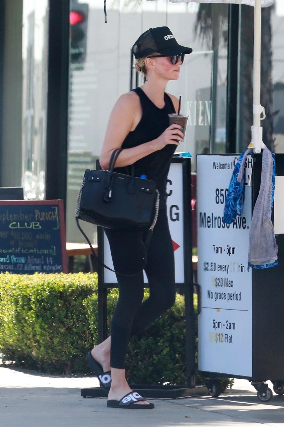 Charlize Theron Out in West Hollywood 2018/09/22