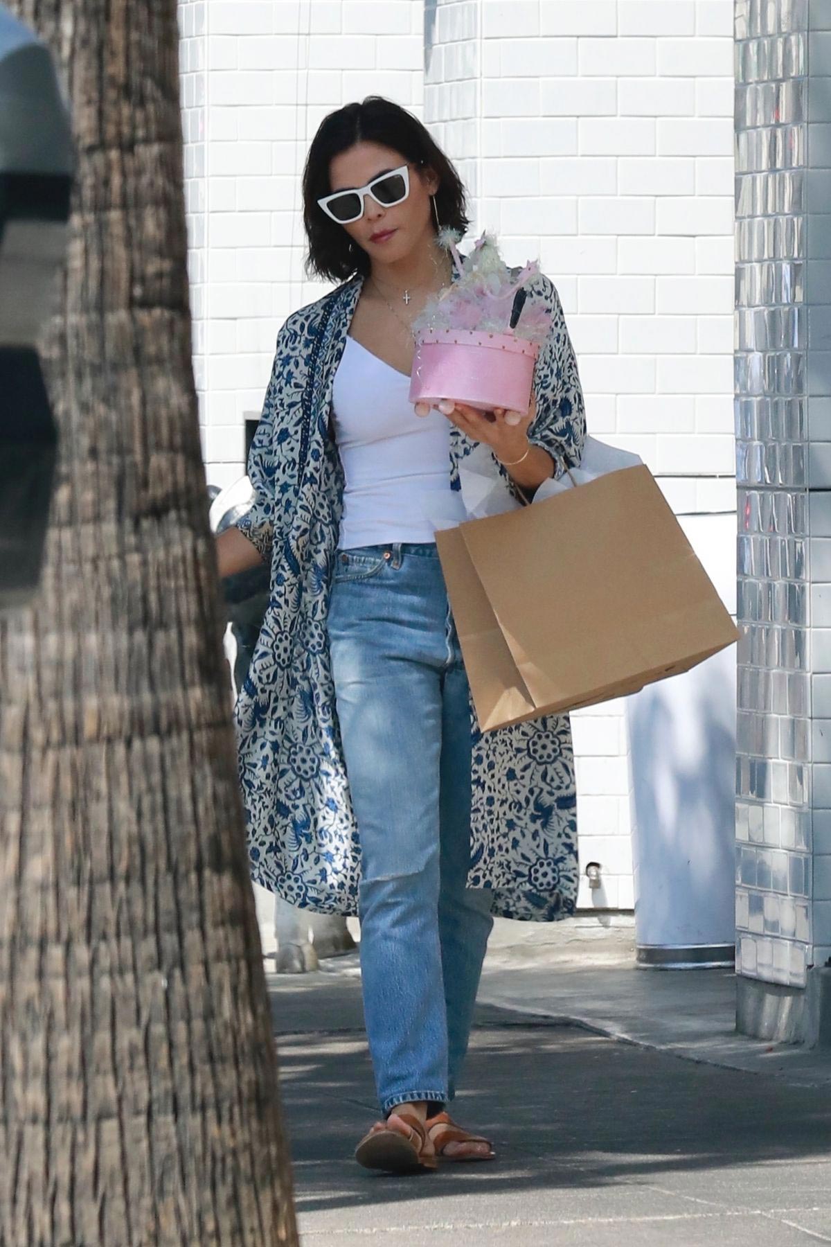 Jenna Dewan Out and About in Studio City 2018/09/03