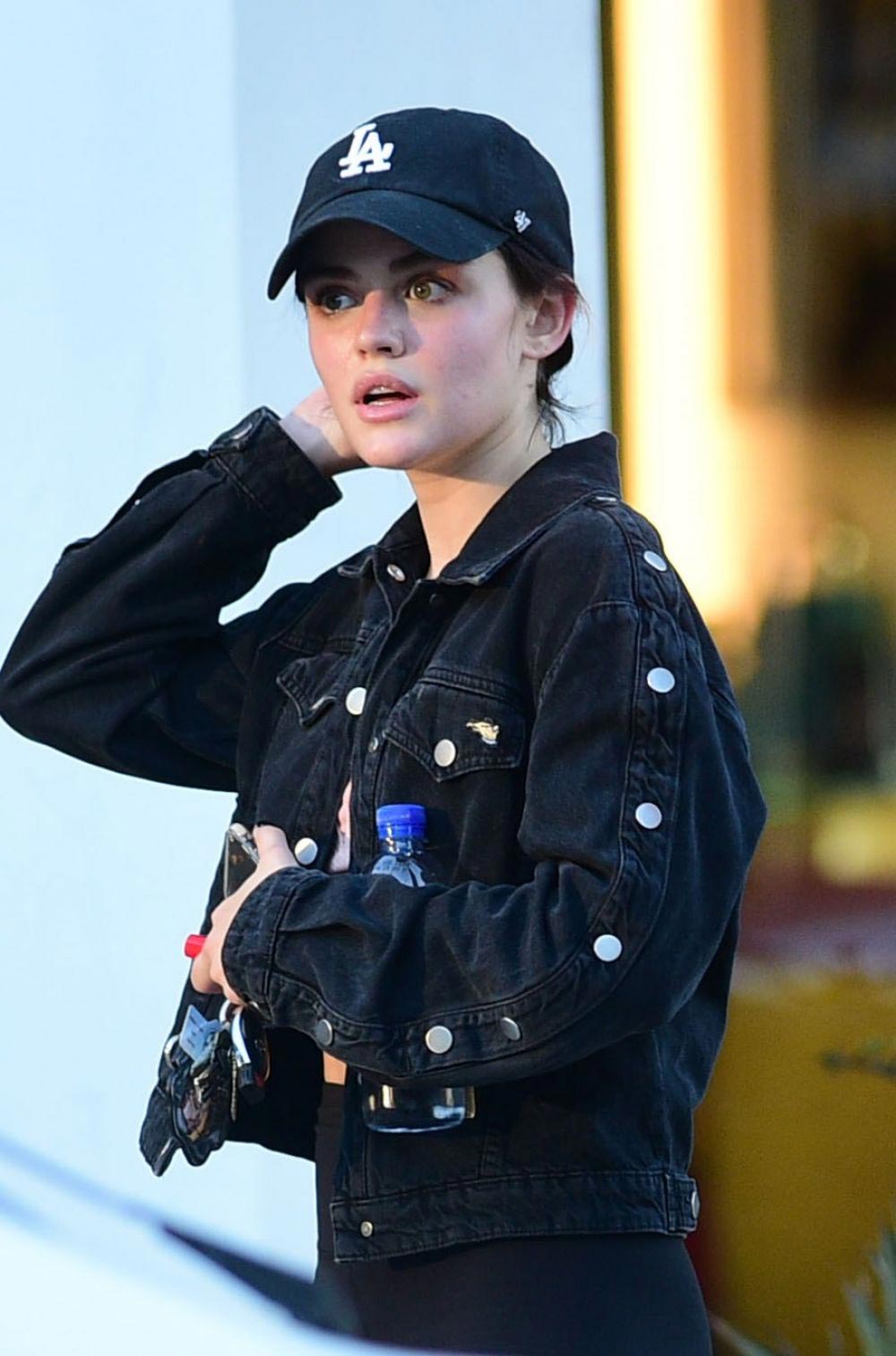 Lucy Hale Out in a Denim Jacket in Los Angeles 2018/09/15