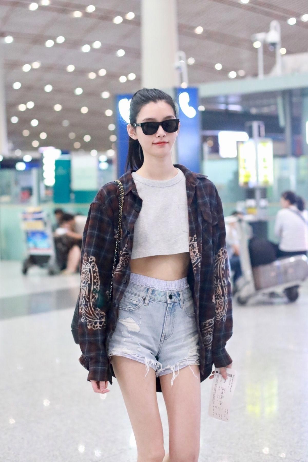 Ming Xi at Airport in Beijing 2018/09/05