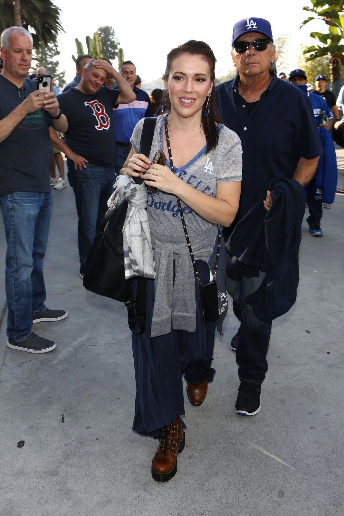 Alyssa Milano Arrives at Dodgers vs Red Sox Game in Los Angeles 2018/10/26