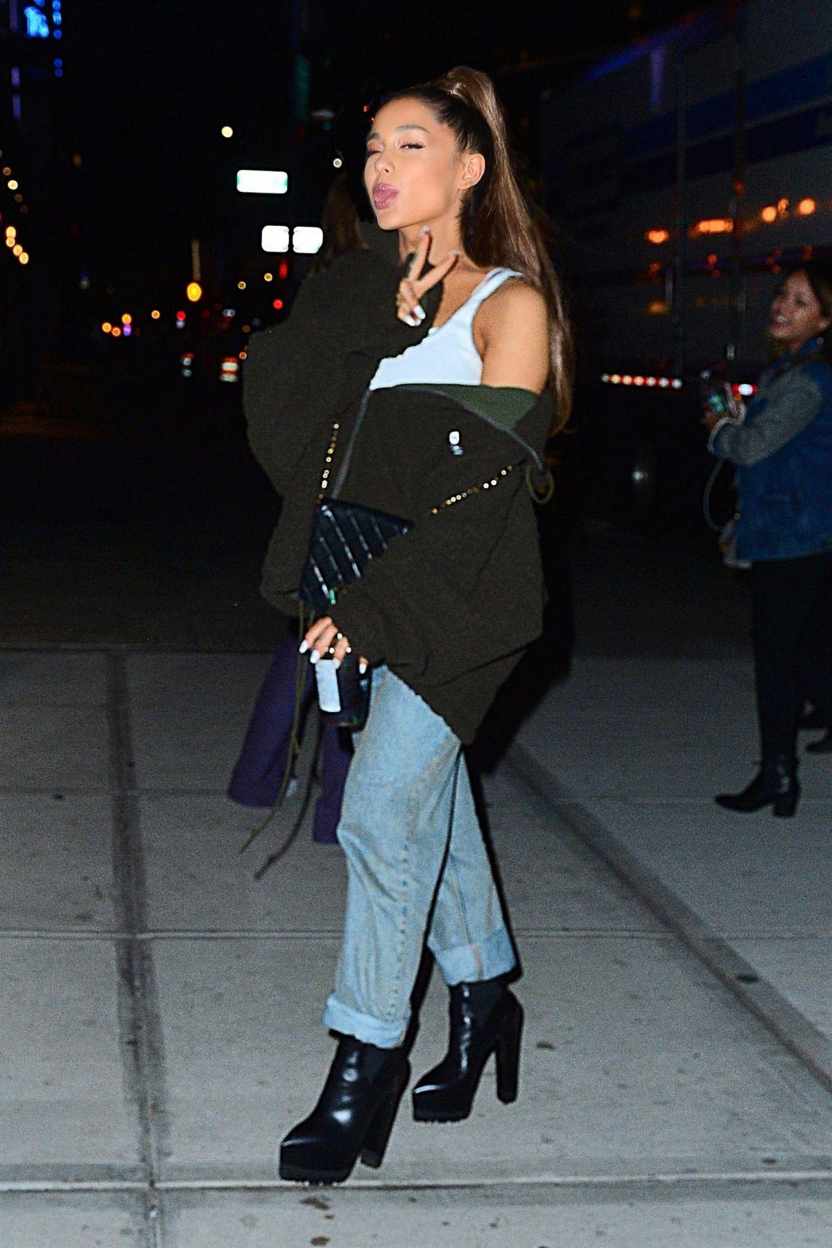 Ariana Grande Night Out in New York 2018/10/02