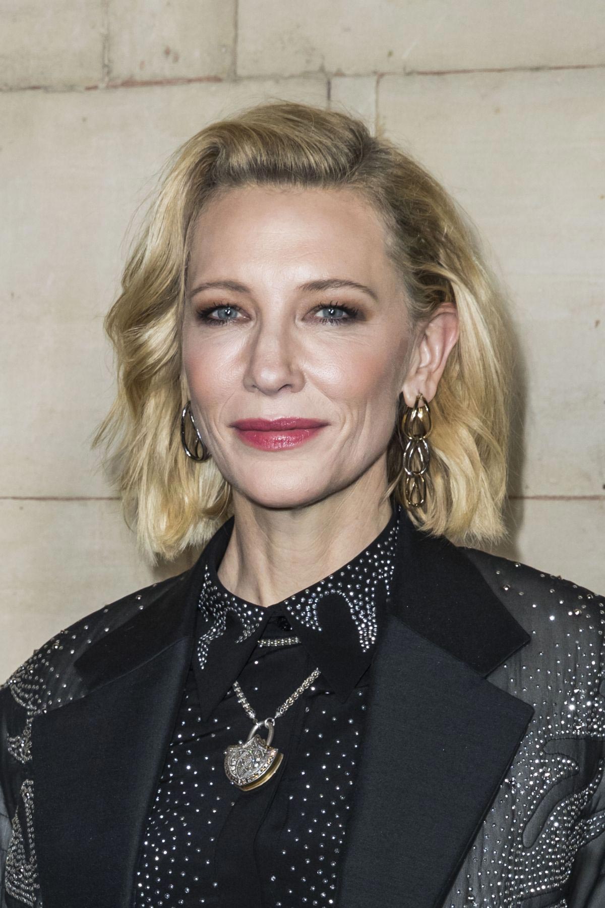 Cate Blanchett at Louis Vuitton Fashion Show in Paris 2018/10/02