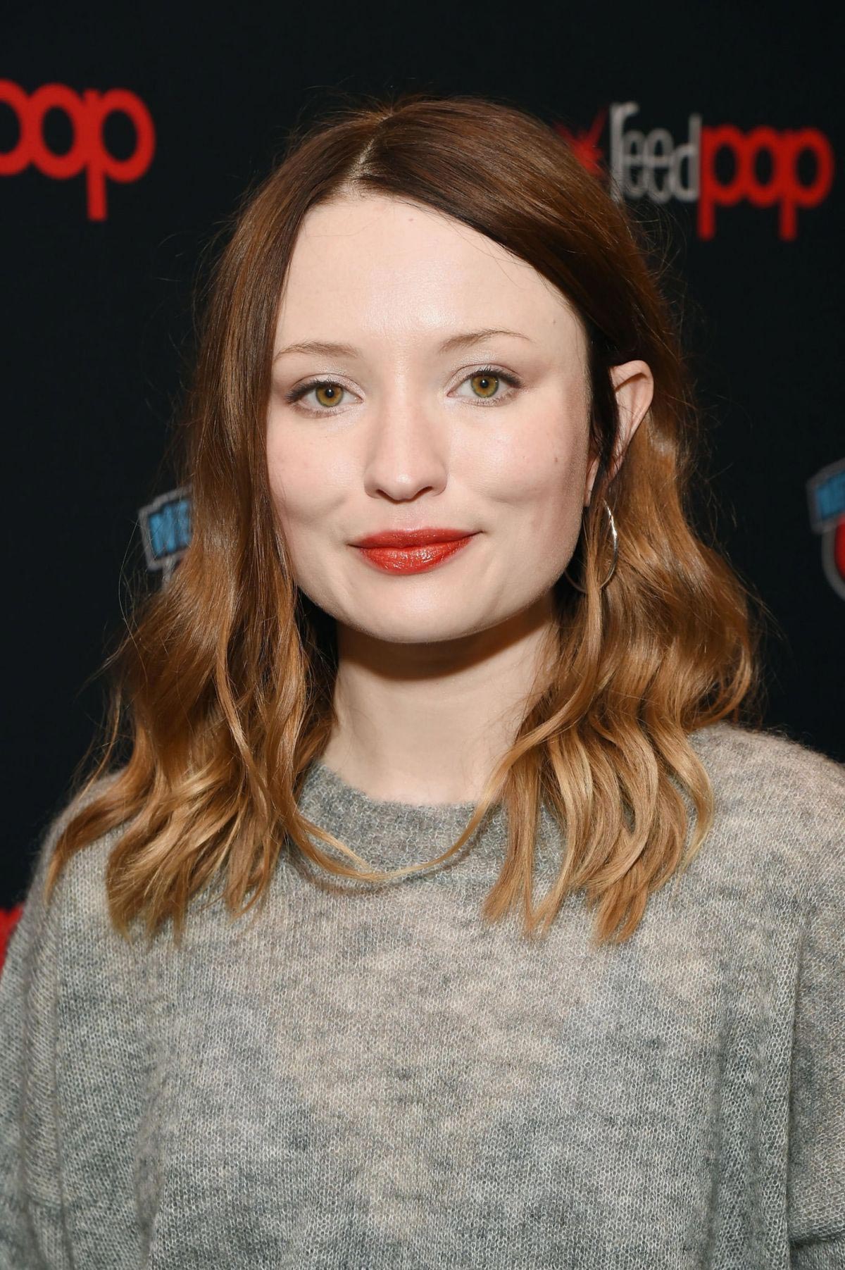 Emily Browning at New York Comic-con 2018/10/05