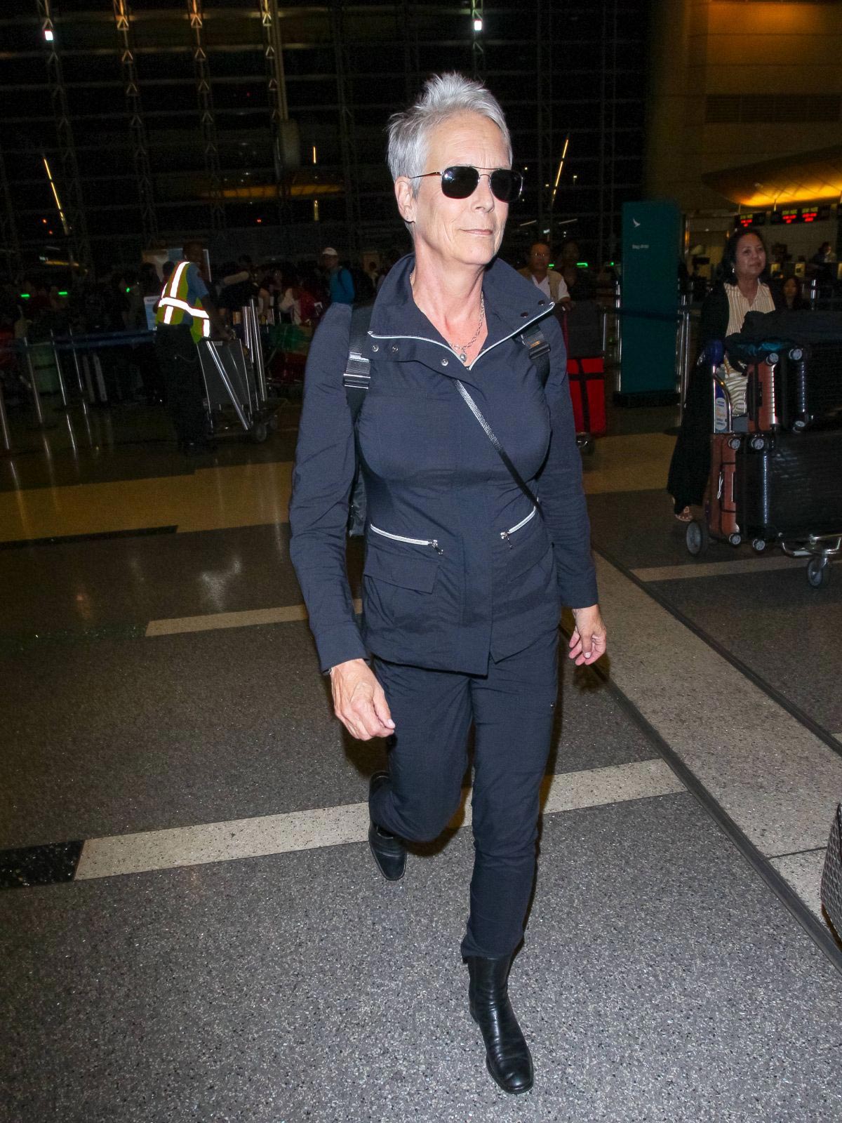 Jamie Lee Curtis at LAX Airport in Los Angeles 2018/10/21