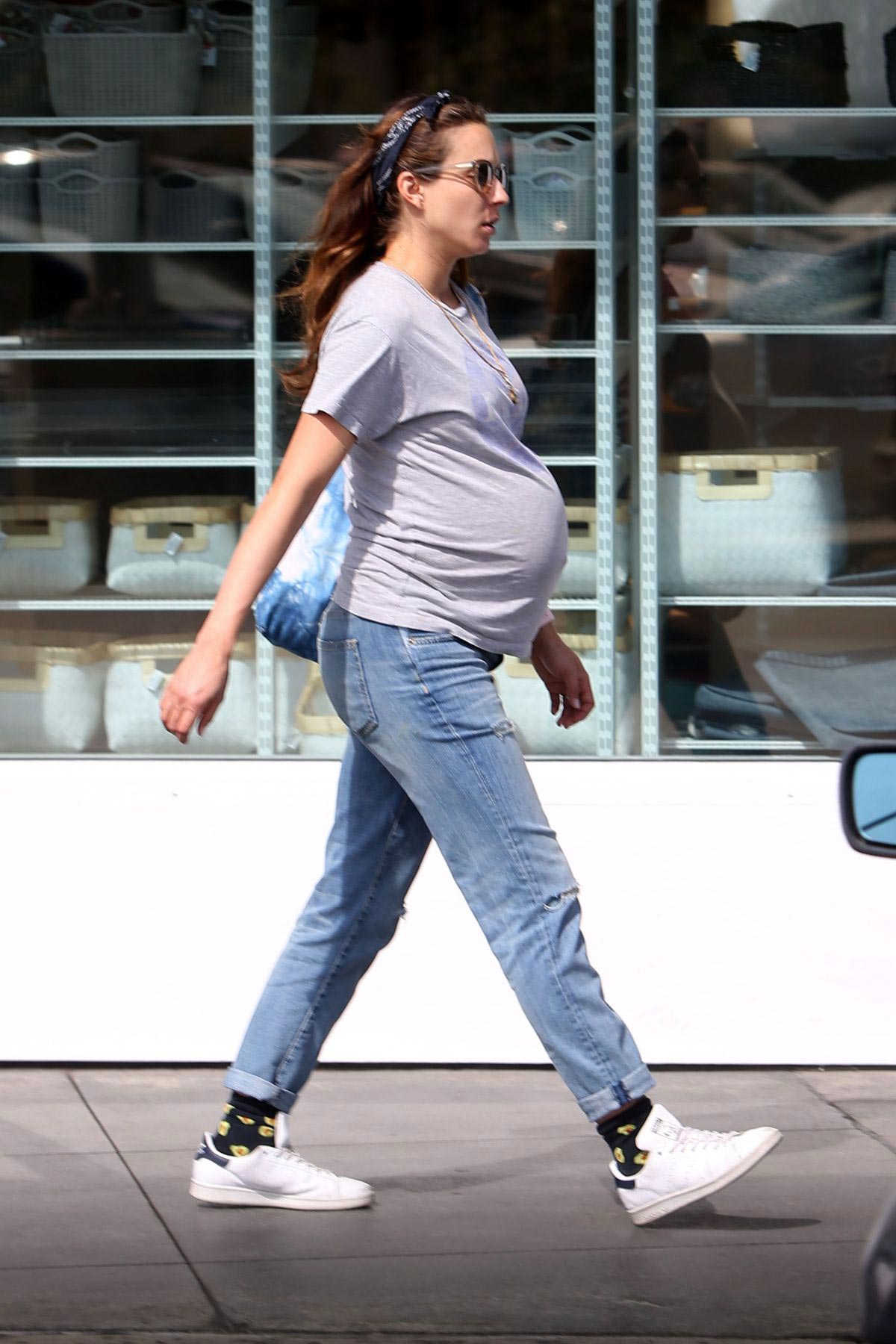 Pregnant Troian Bellisario Out Shopping in Los Angeles 2018/09/26