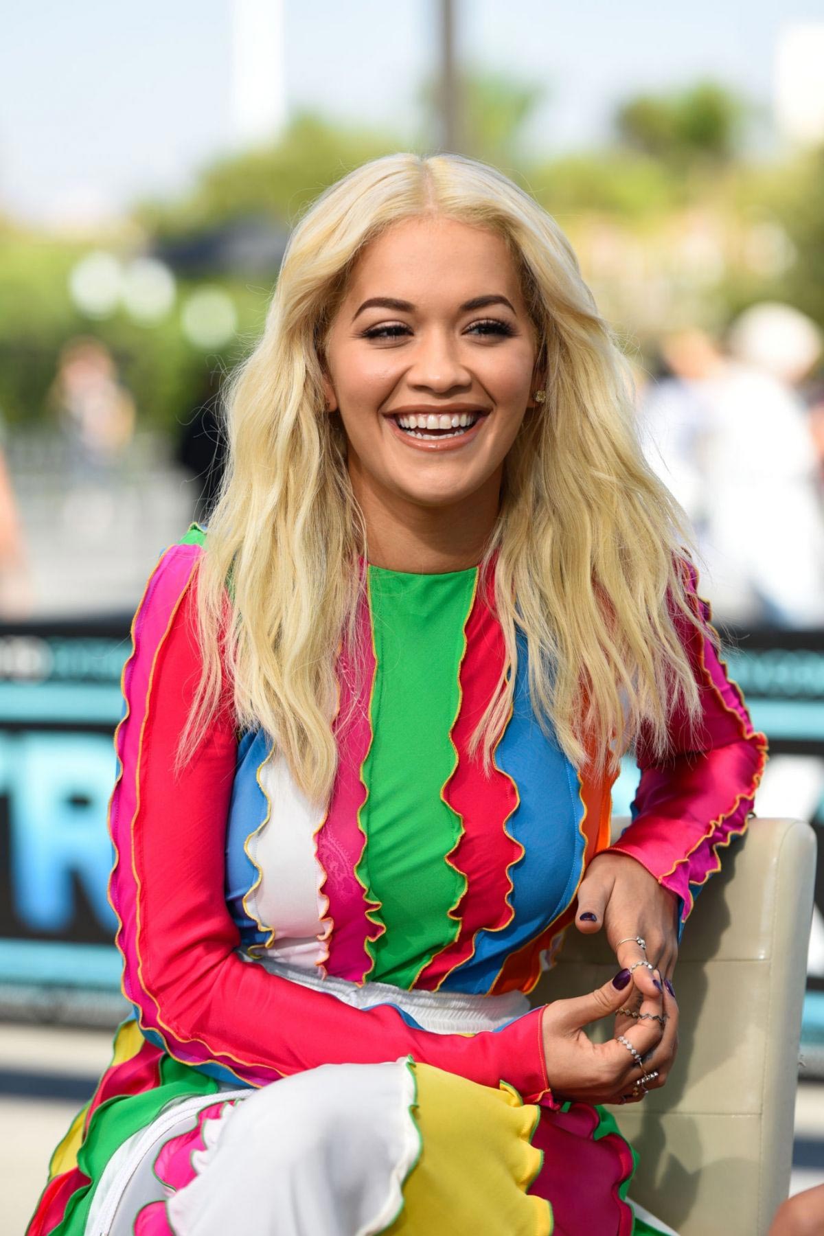 Rita Ora on the Set of Extra at Universal Studios 2018/10/08