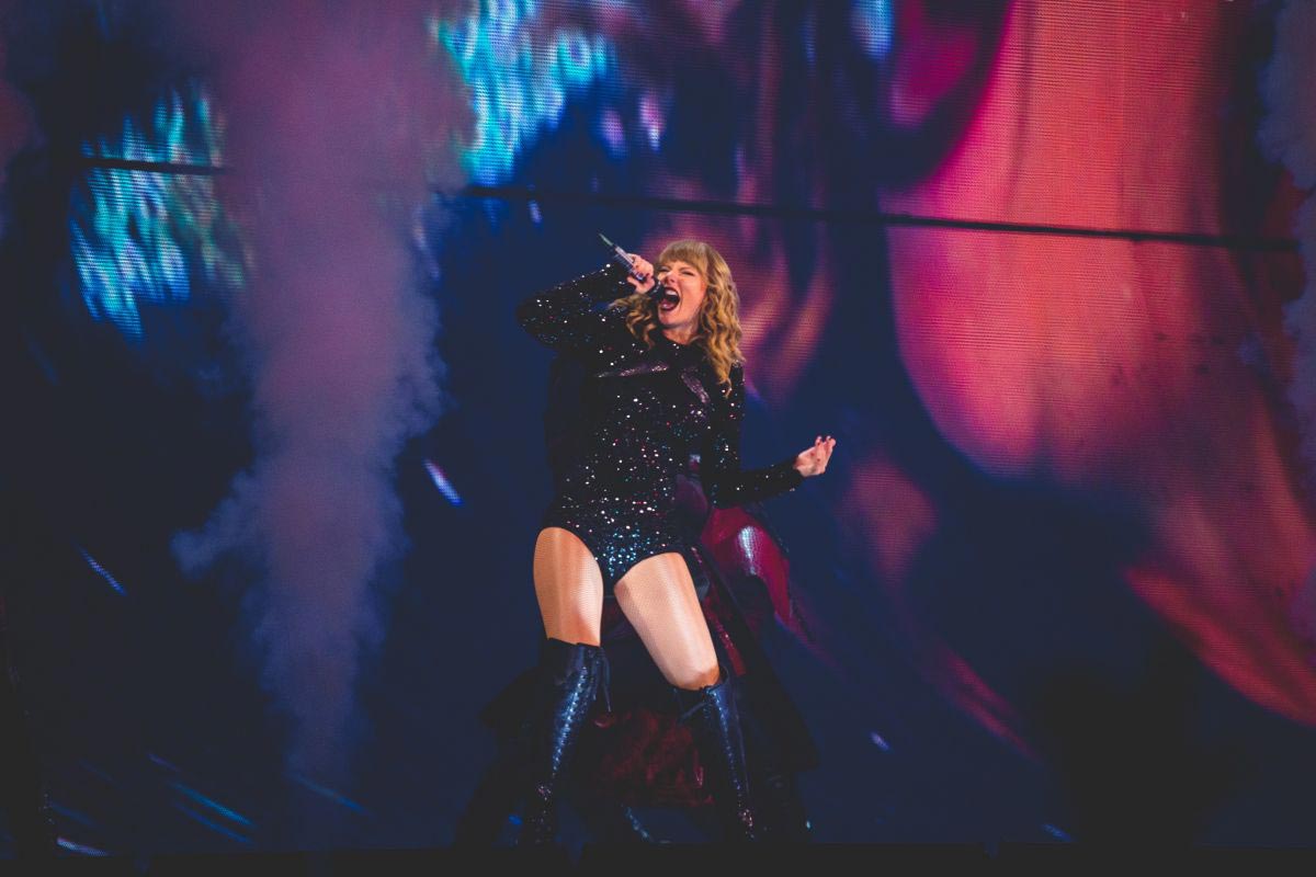 Taylor Swift Performs at Reputation Stadium Tour in Arlington 2018/10/07