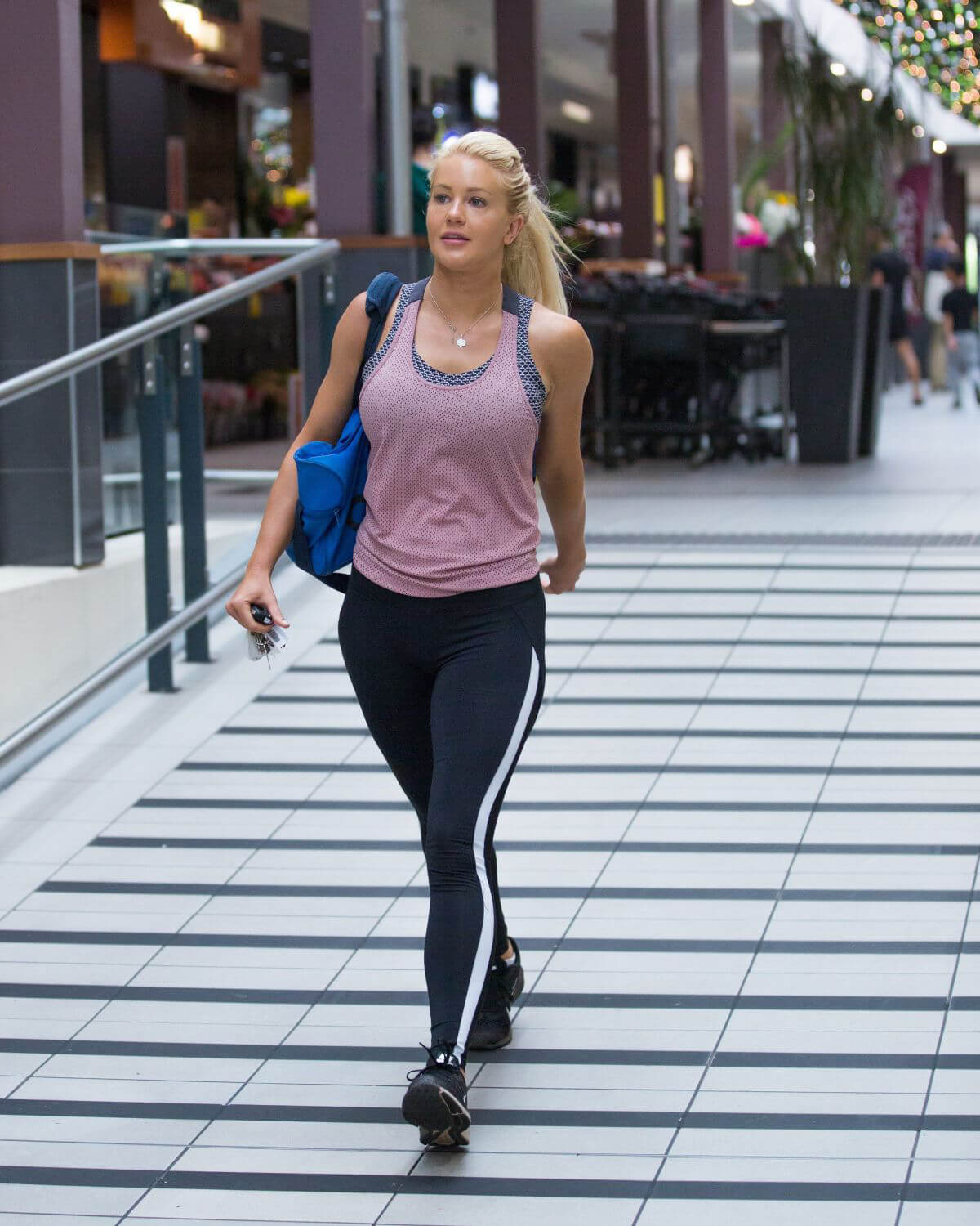 Ali Oetjen at a Gym in Melbourne 2018/17/12