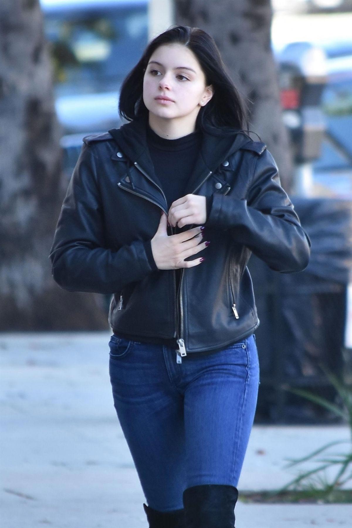 Ariel Winter Out in Studio City 2018/12/07