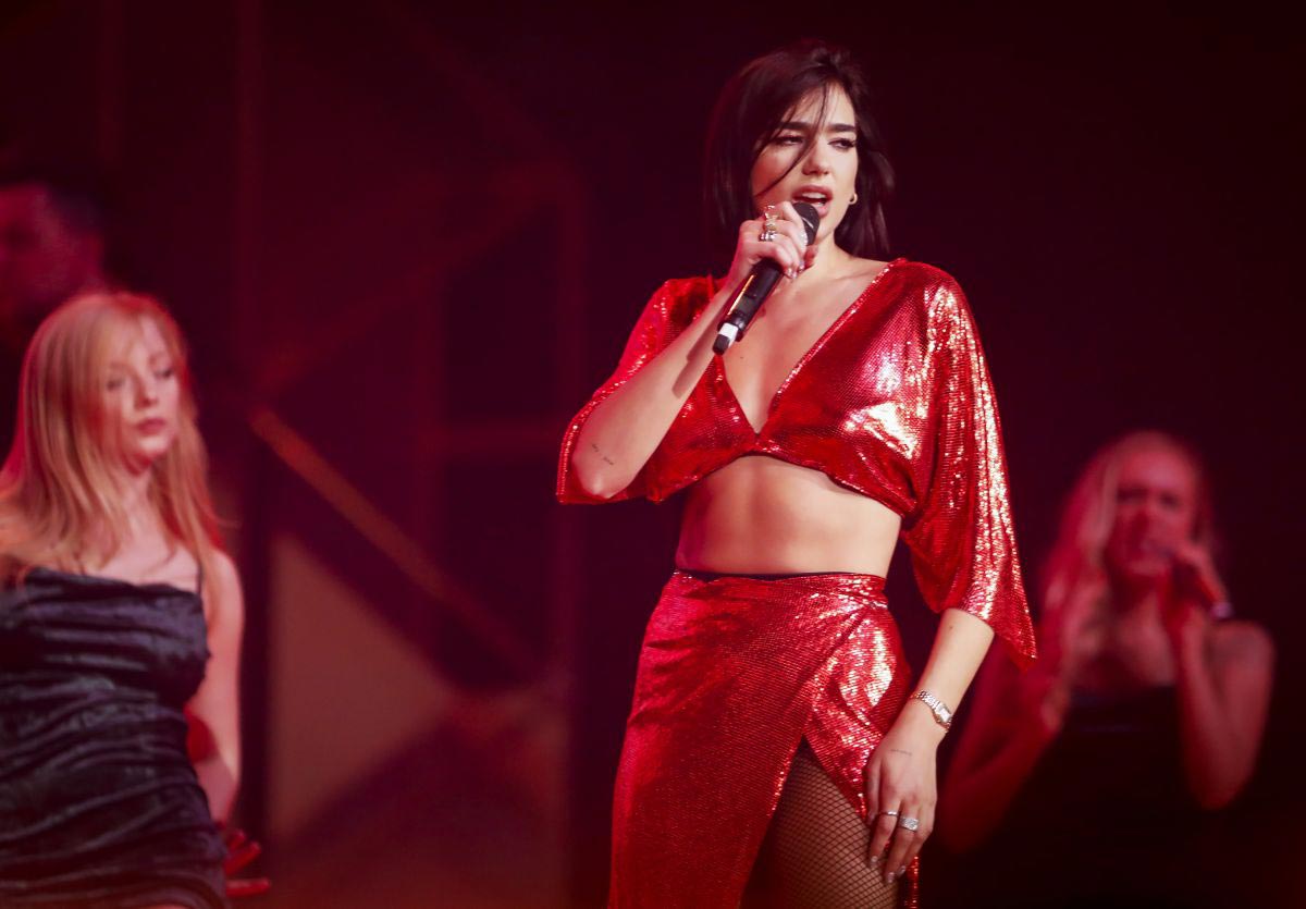 Dua Lipa at Iheartradio Jingle Ball in Toronto 2018/12/02