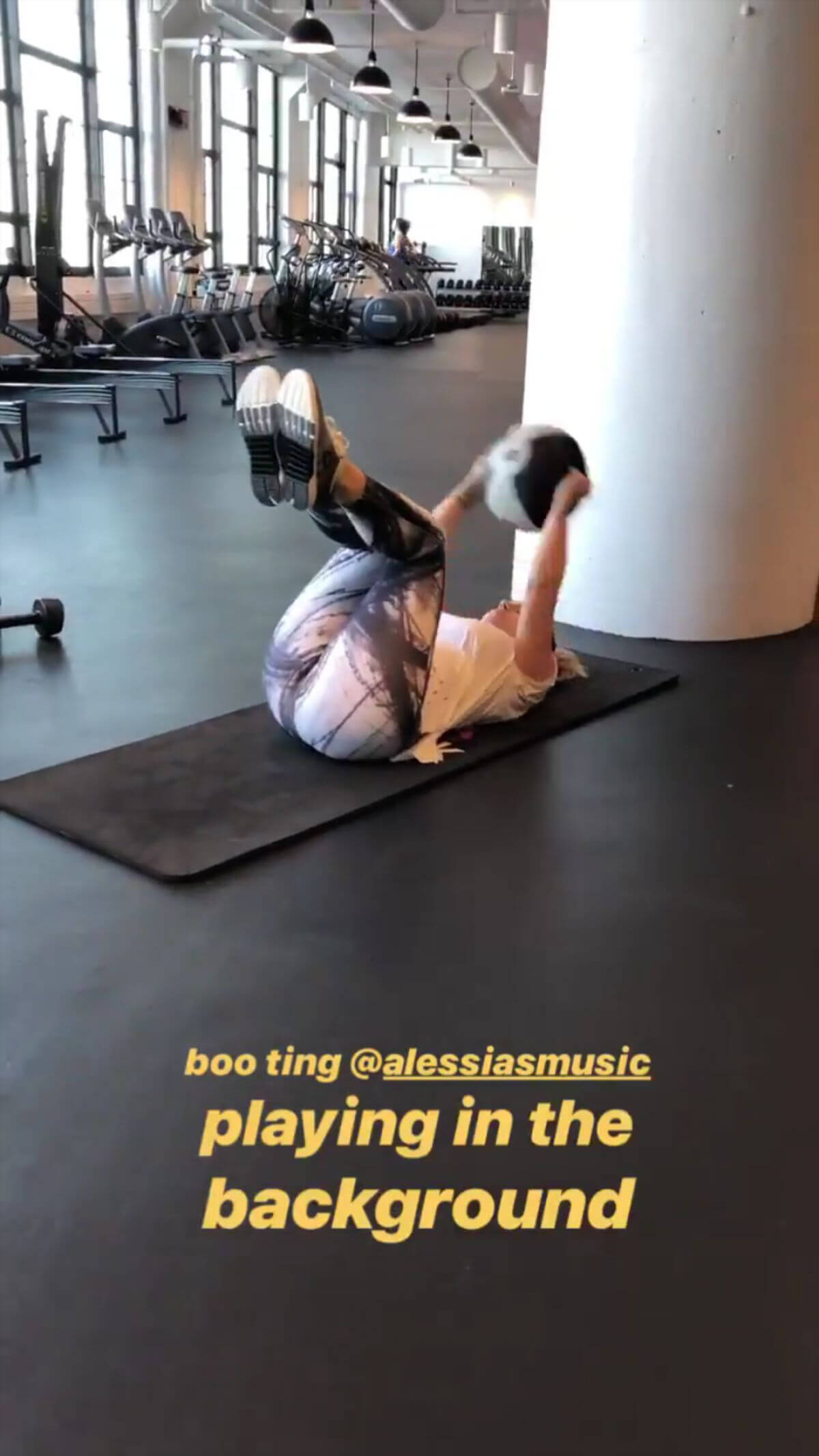 Joanna JoJo Levesque Working Out at a Gym, Instagram Video, December 2018