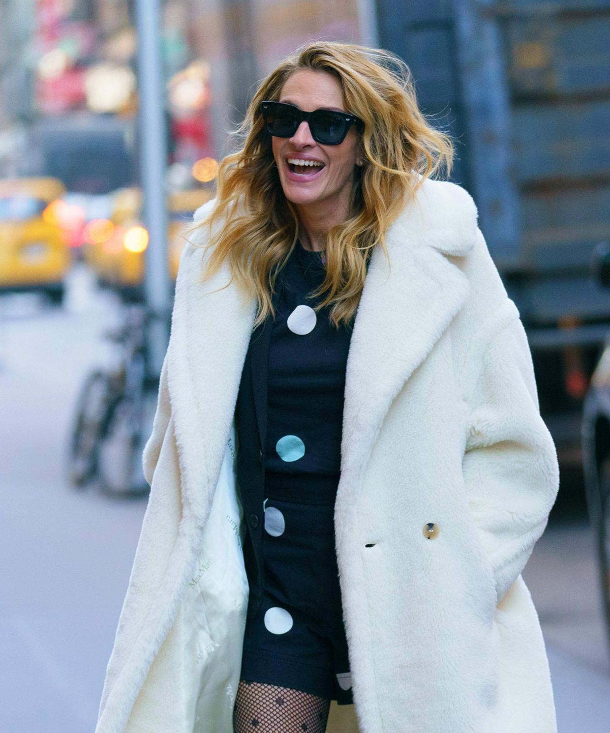 Julia Roberts Out and About in New York 2018/12/04