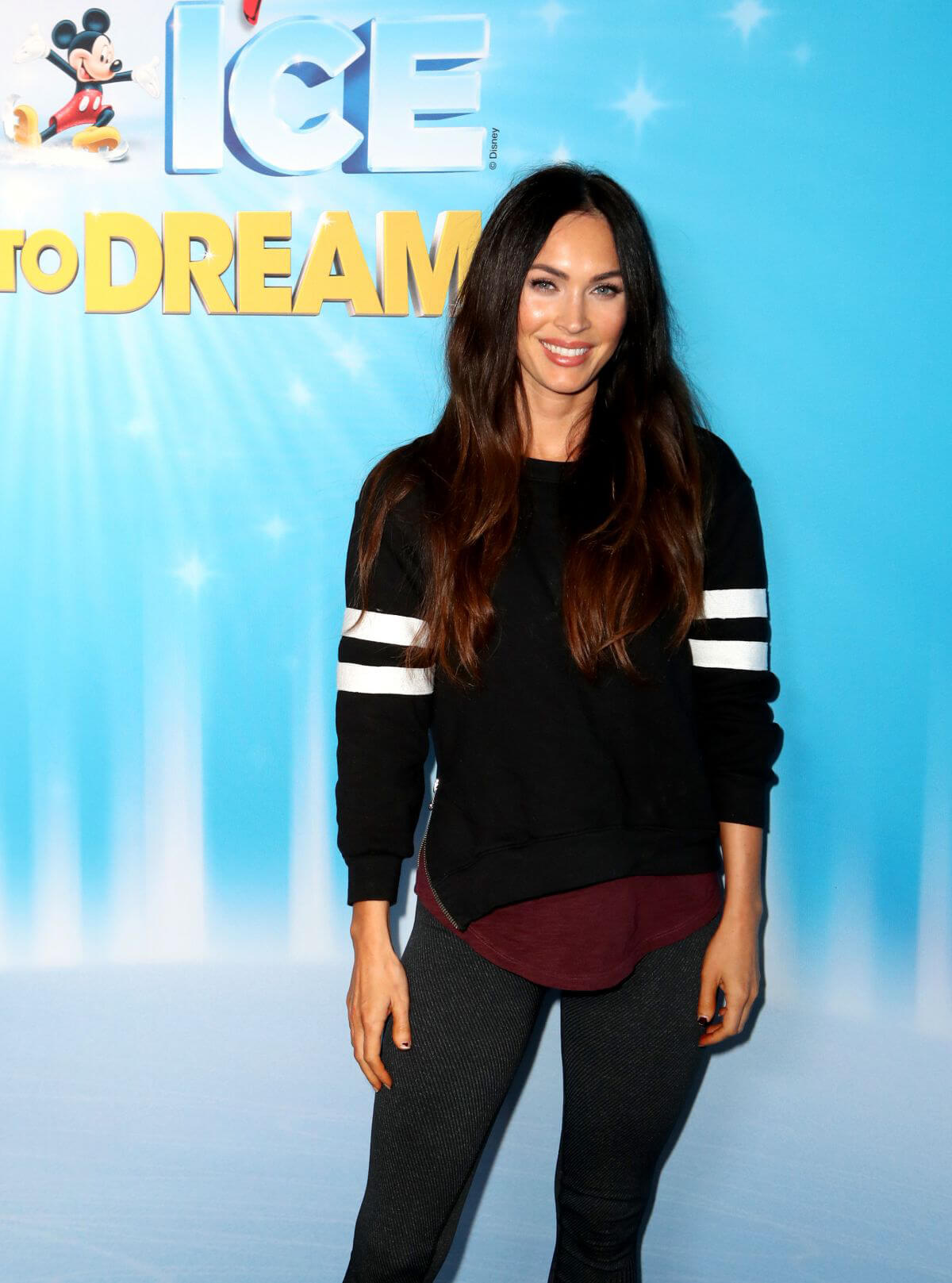 Megan Fox at Disney on Ice Presents Dare in Los Angeles 2018/12/14