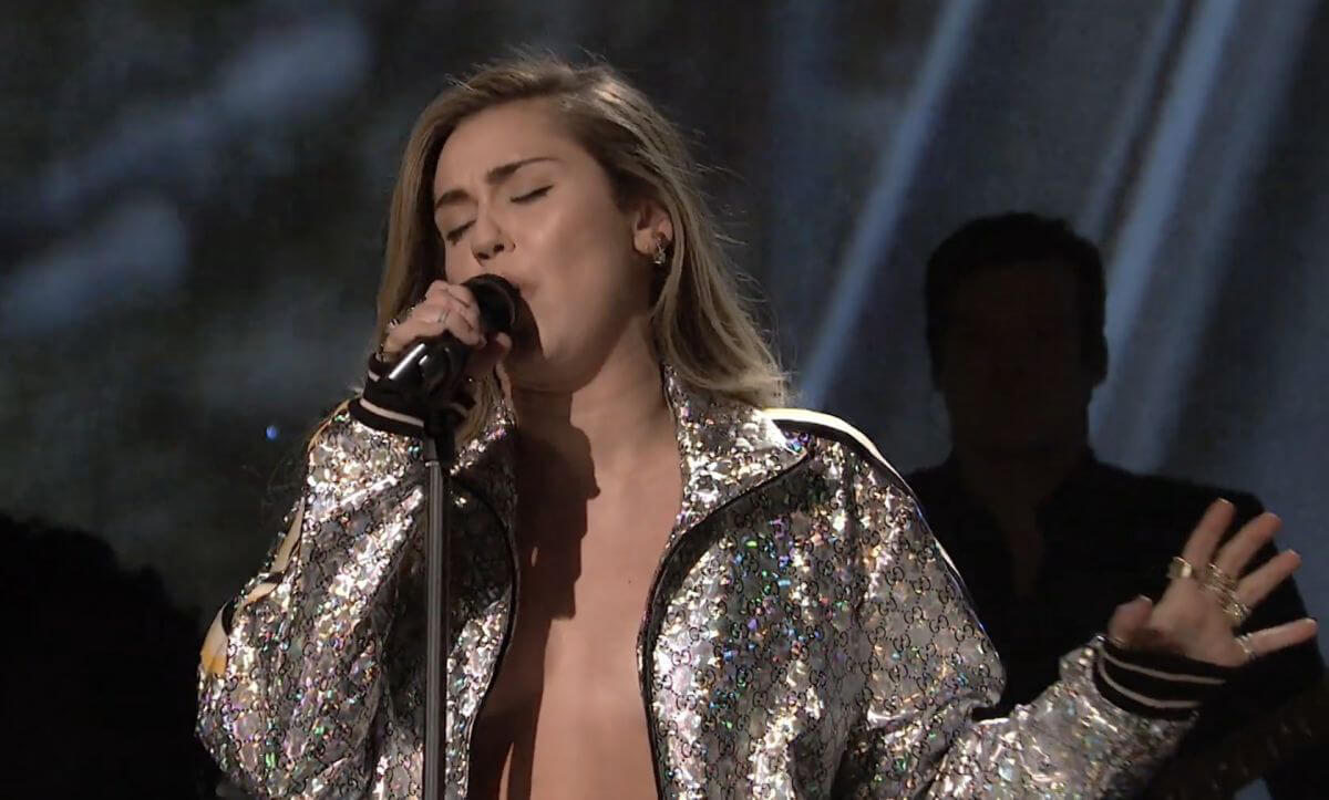 Miley Cyrus at Saturday Night Live 2018/12/15