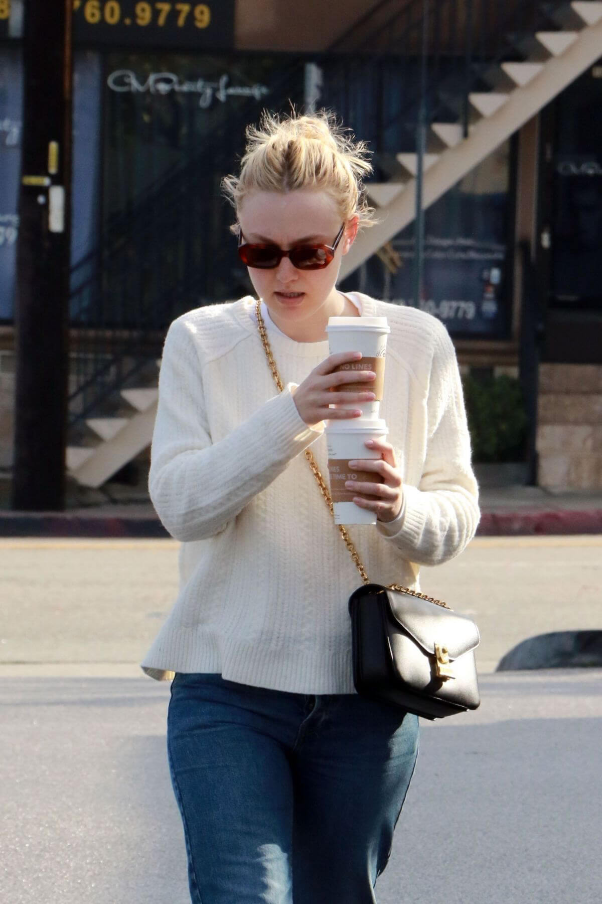 Dakota Fanning Out and About in Studio City 2019/01/06