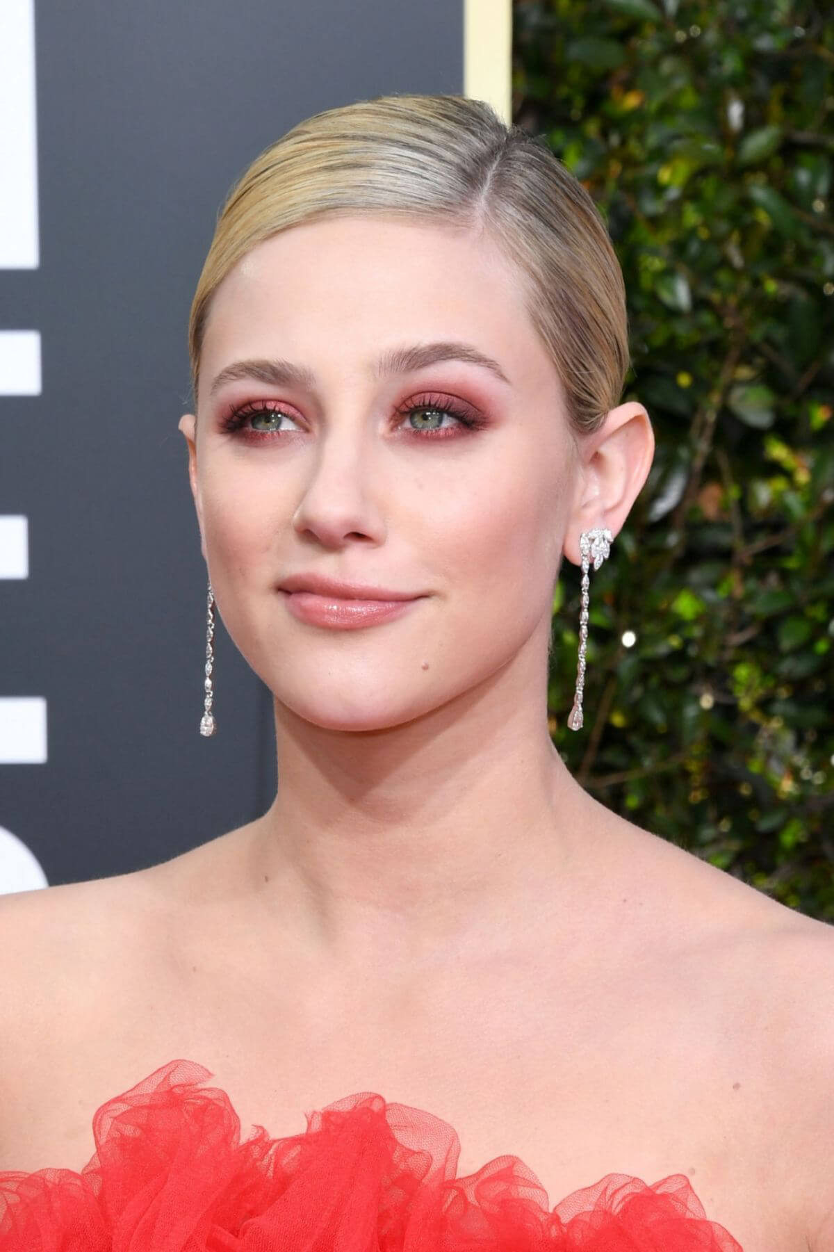 Lili Reinhart at 2019 Golden Globe Awards in Beverly Hills 2019/01/06