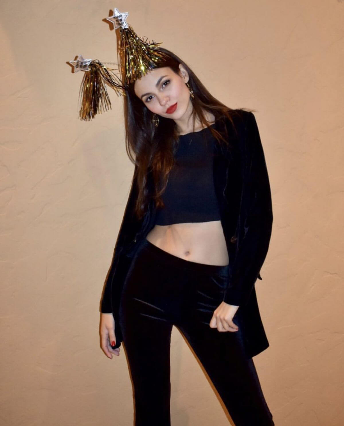 Victoria Justice on Instagram Pictures 2019/01/01