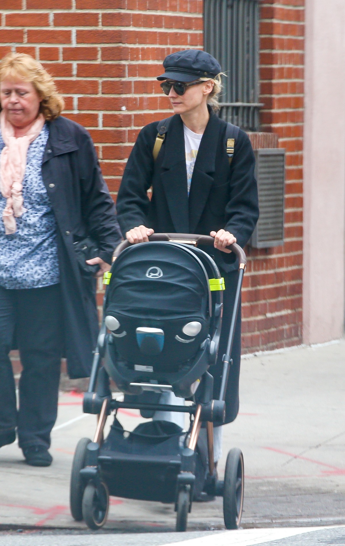 Diane Kruger Out in New York 2019/04/30