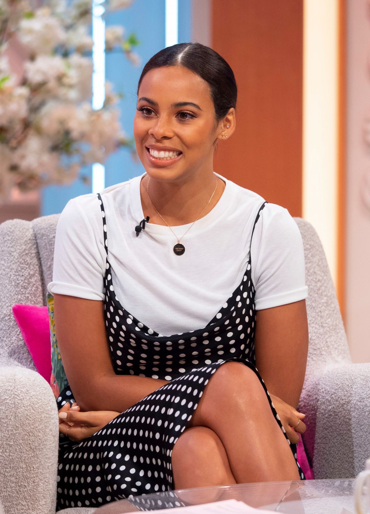 Rochelle Humes at Lorraine Show in London 2019/04/24