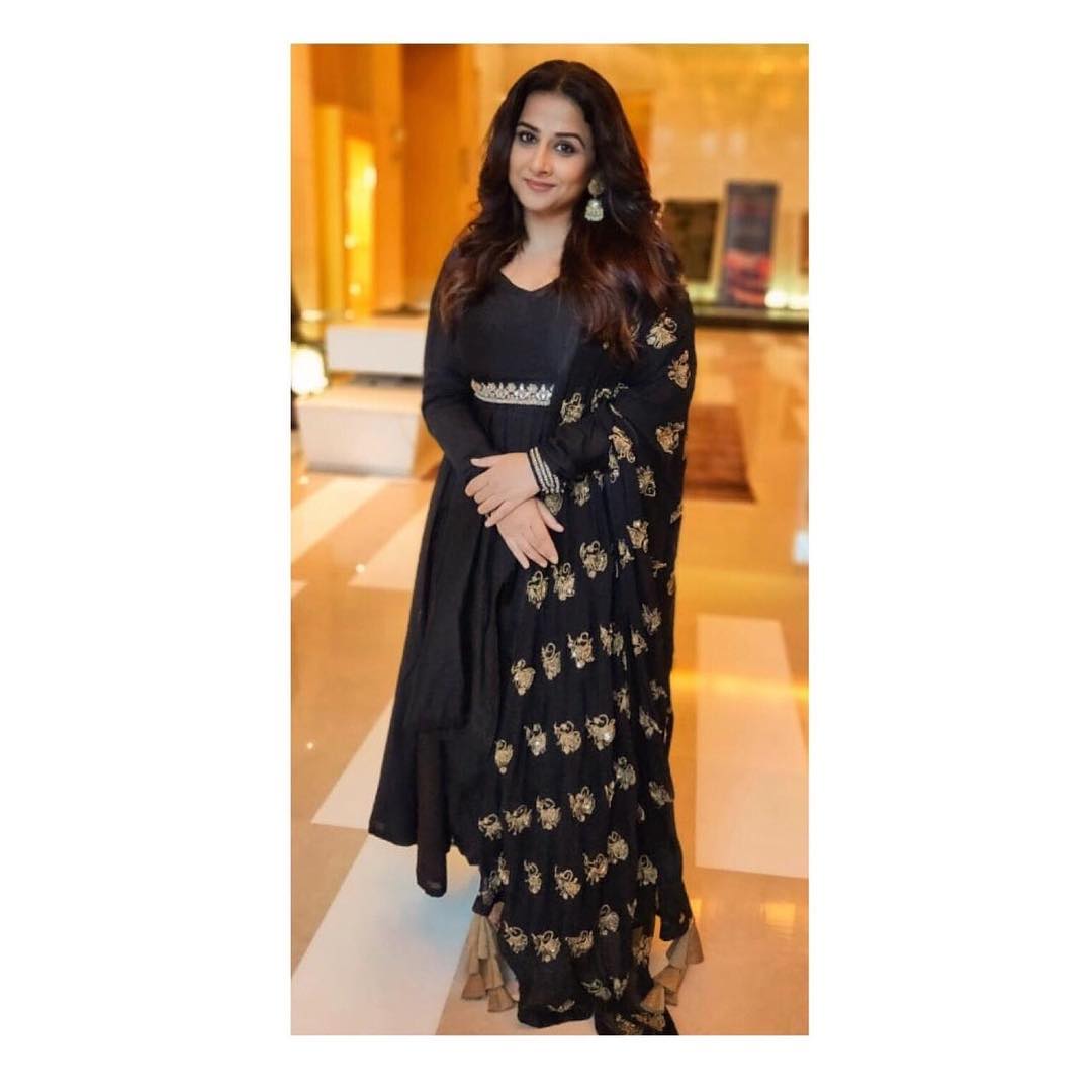 Vidya Balan Stunning Look Black Salwar Suit