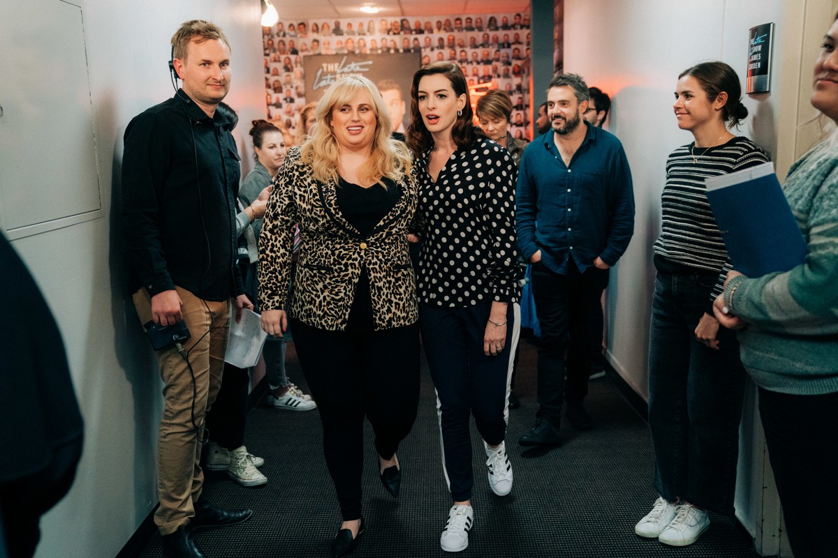 Anne Hathaway at The Late Late Show with James Corden 2019/05/09