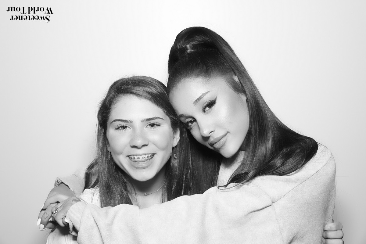 Ariana Grande at Sweetener World Tour Meet and Greet in San Jose 2019/05/02