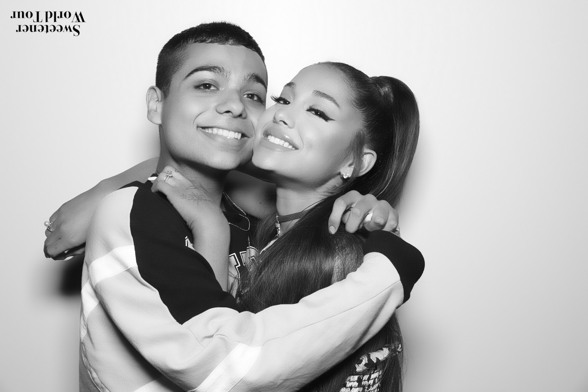 Ariana Grande at Sweetener World Tour Meet and Greet in San Jose 2019/05/03