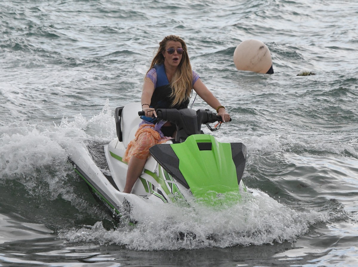 Britney Spears and Sam Asghari at Jet Ski Ride on the beach in Miami 2019/06/09