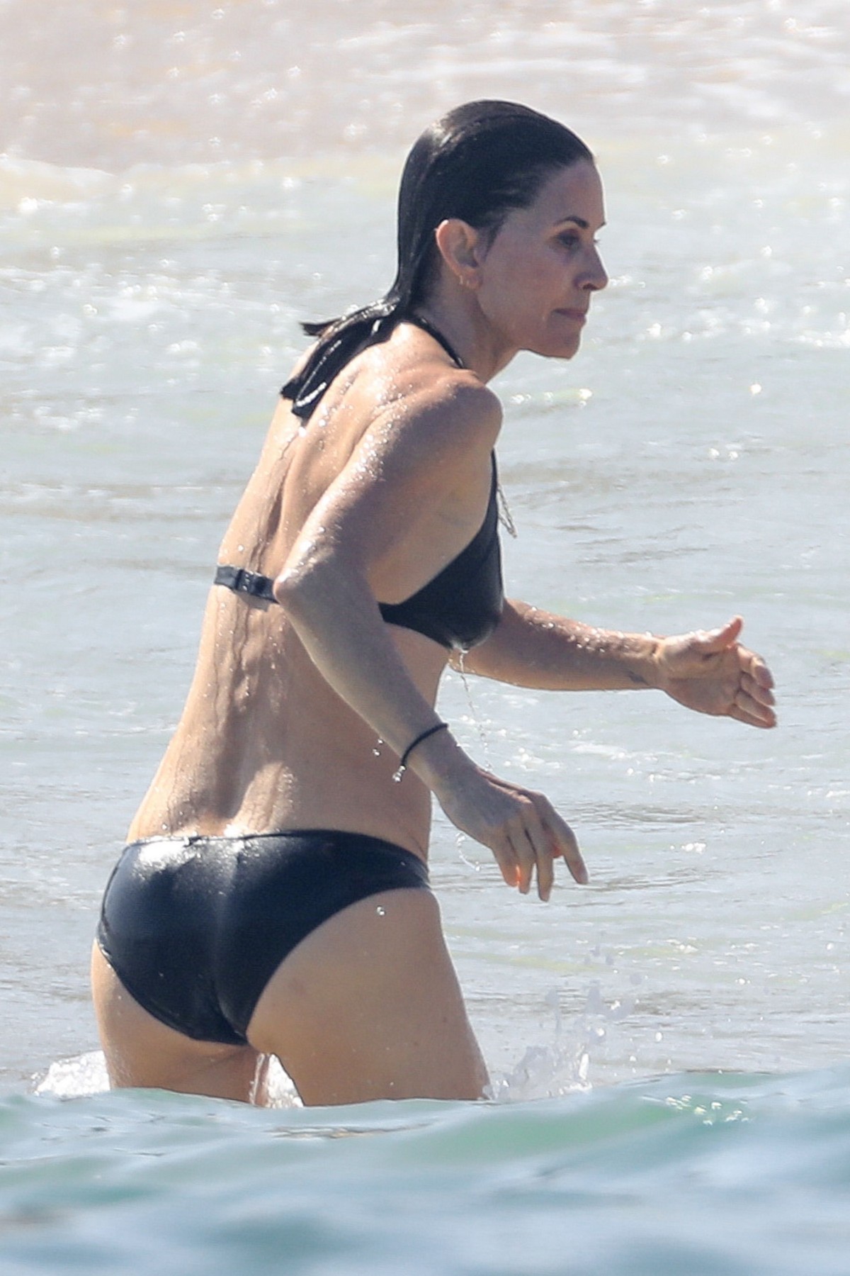 Courteney Cox in Bikini and Celebrates Her 55th Birthday at Beach in Cabo 2019/06/19