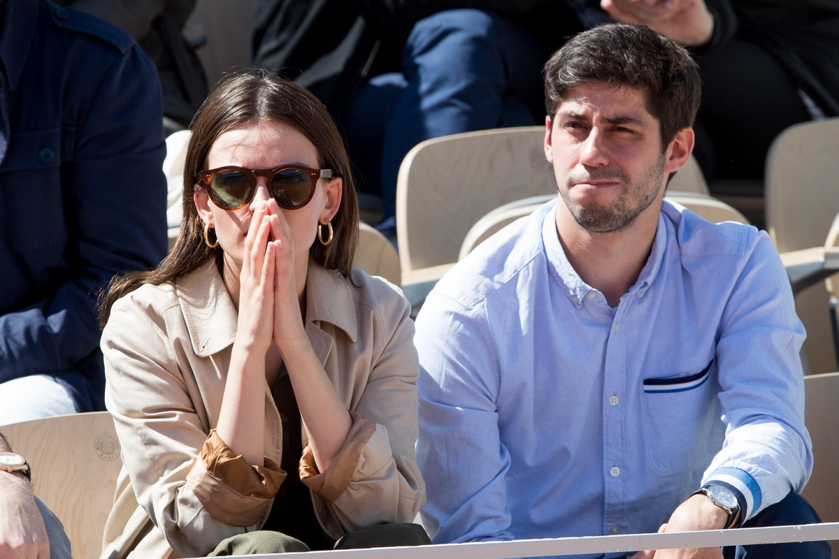 Emma Mackey with her friends at French Tennis Open at Roland Garros in Paris 2019/06/08