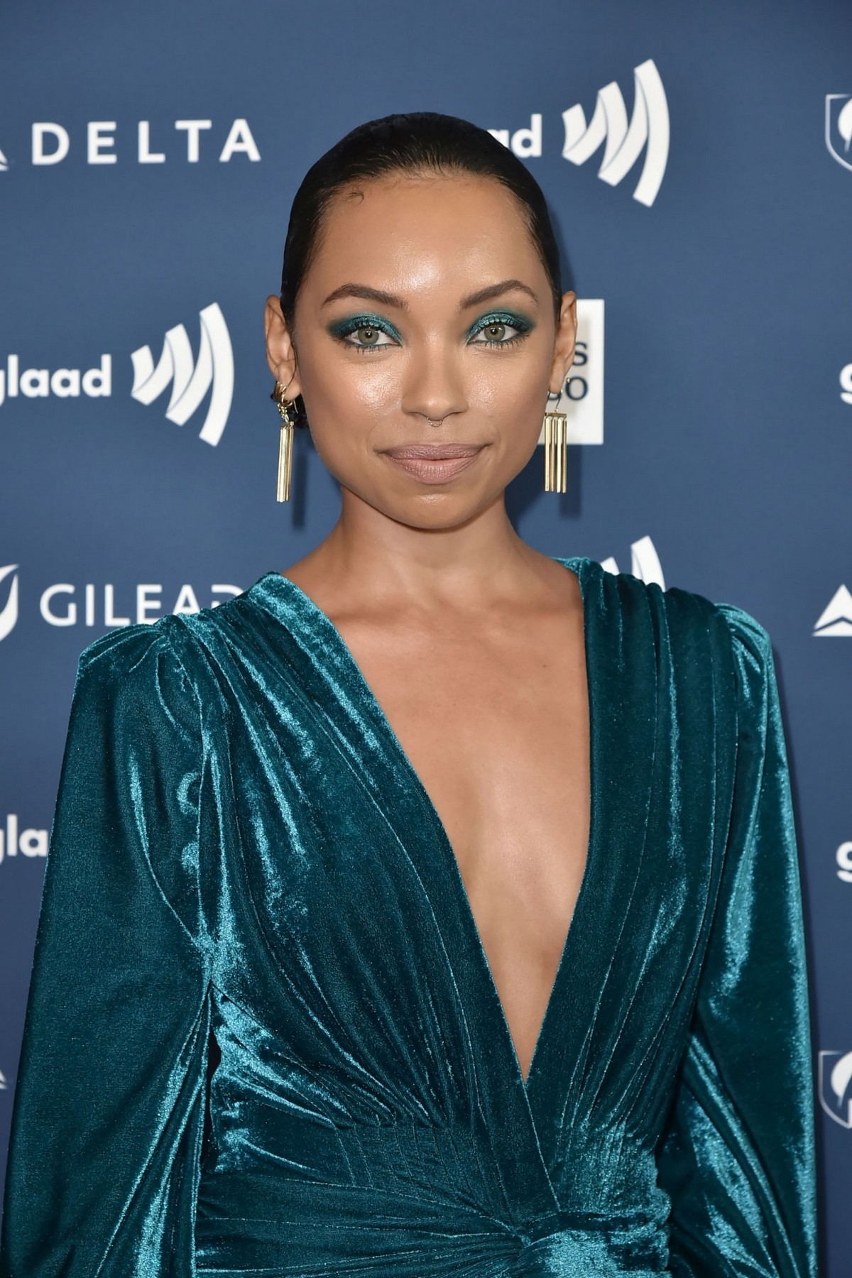 Logan Browning attends The 30th Annual GLAAD Media Awards at The Beverly Hilton Hotel 2019/03/28