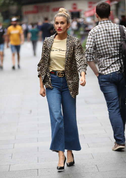 Ashley Roberts Leaves Global Radio Studios in London 2019/07/10 2