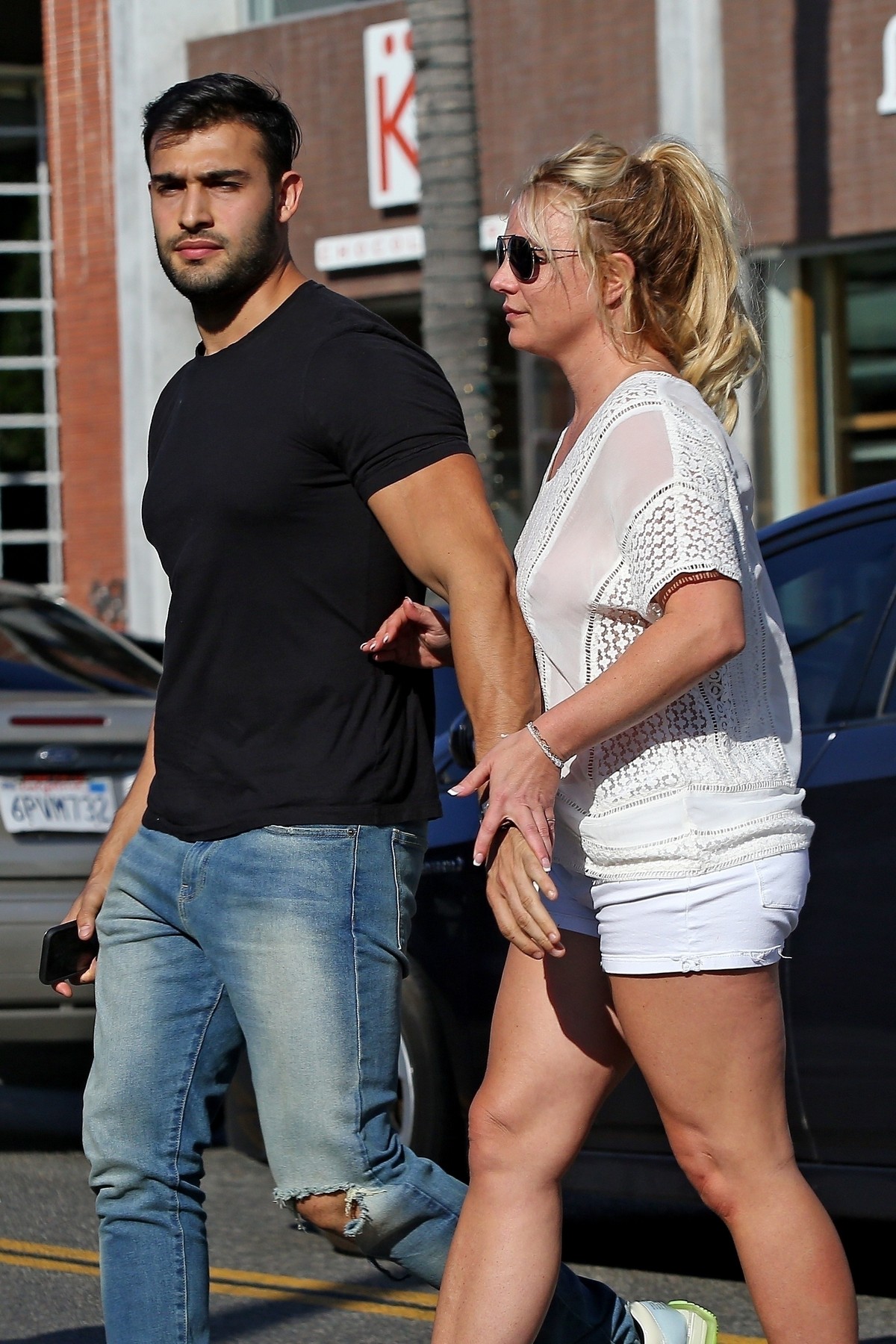 Britney Spears and Sam Asghari at Le Pain in Beverly Hills 2019/07/12