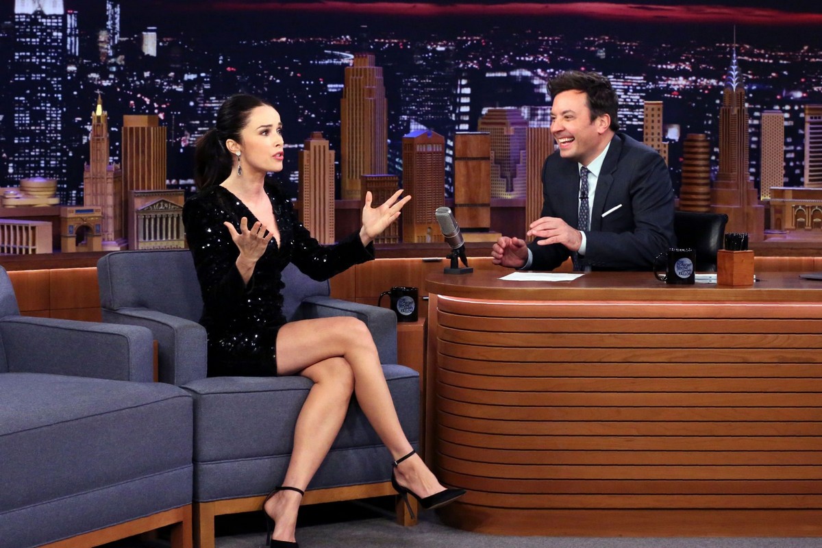 Abigail Spencer attends The Tonight Show With Jimmy Fallon in New York City 2019/11/27