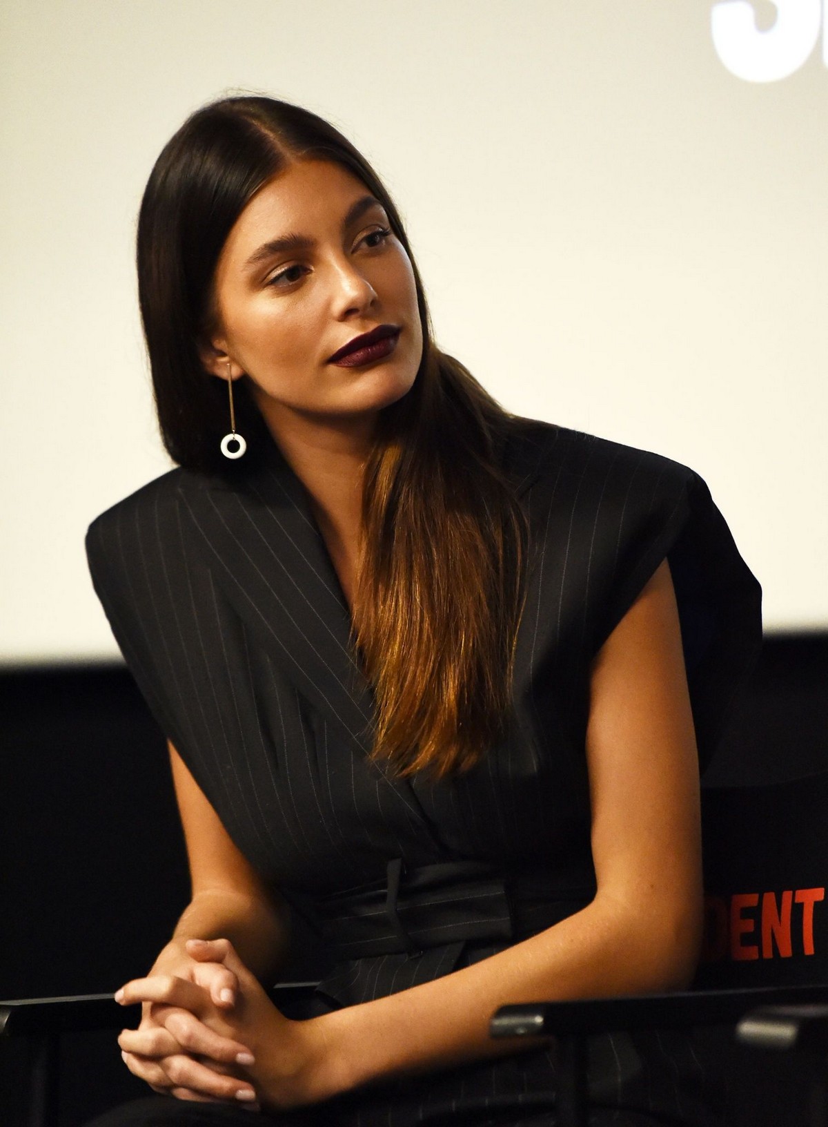 Camila Morrone attends press conference of "Mickey And The Bear" in Los Angeles 2019/11/19