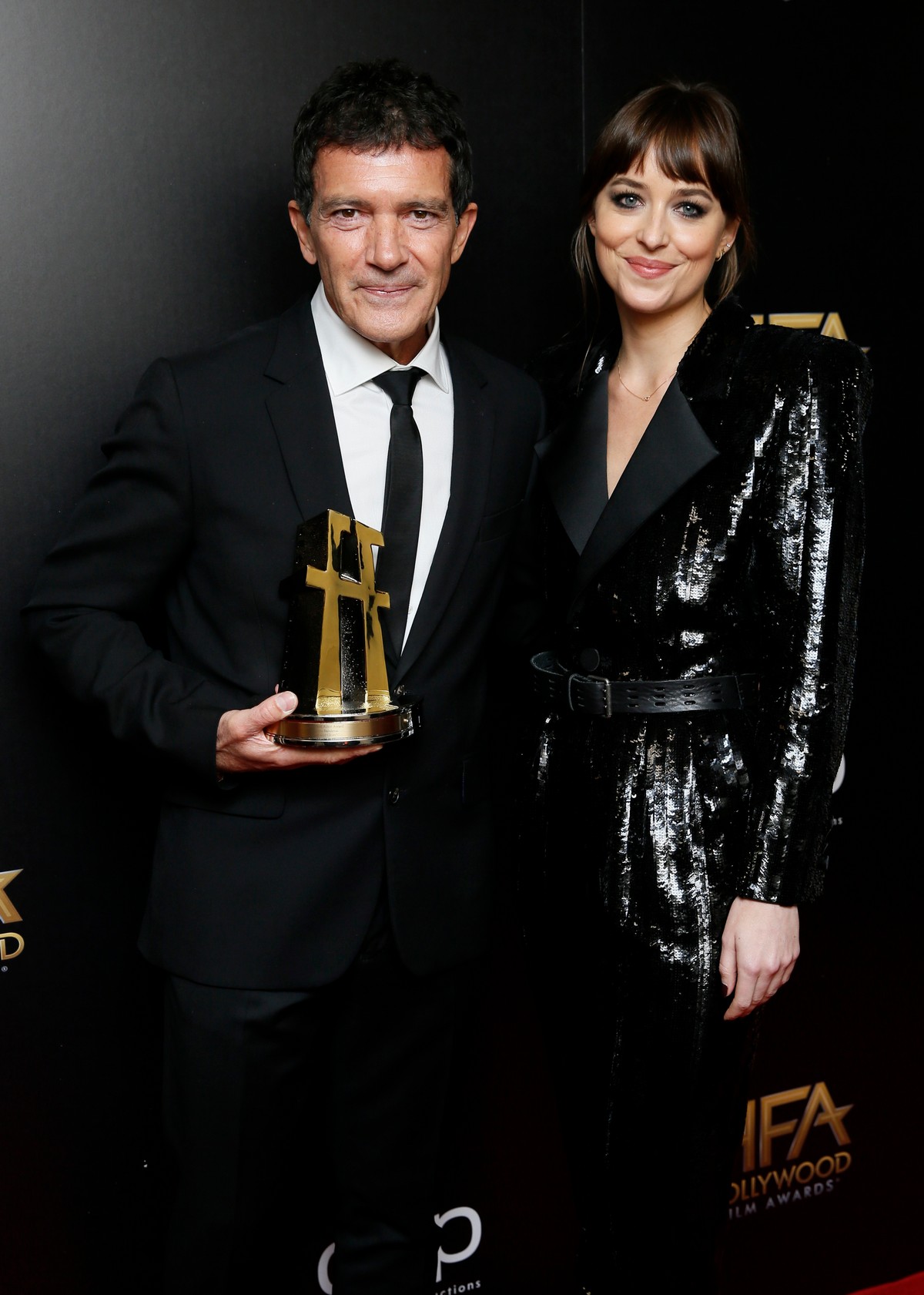 Dakota Johnson and Stepdad Antonio Banderas attend 23rd Annual Hollywood Film Awards in Los Angeles 2019/11/03