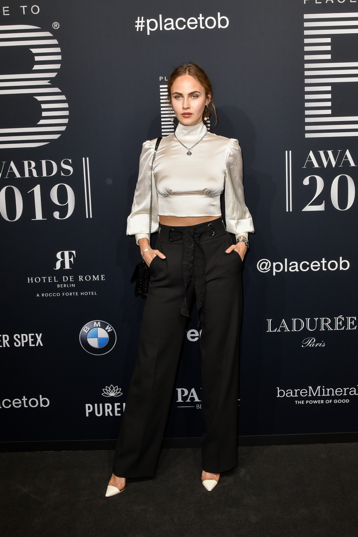 Elena Carriere attends Place to B Influencer Awards 2019 in Berlin 2019/11/16