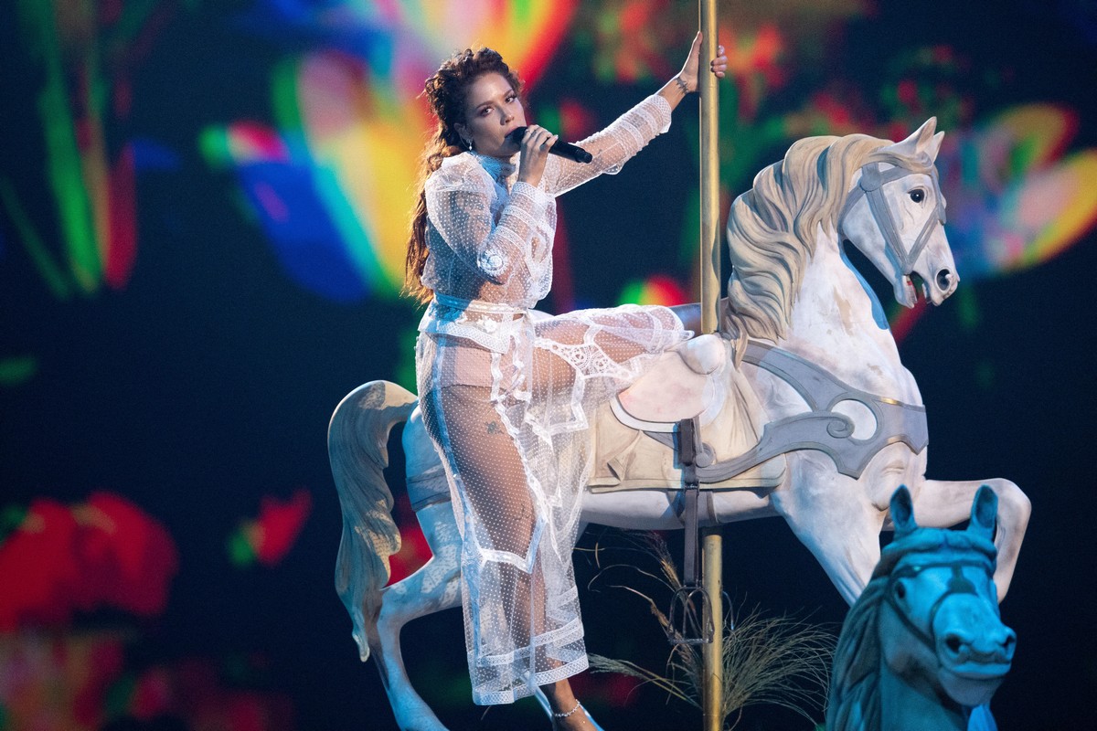 Halsey performs 26th MTV Europe Music Awards in Seville, Spain 2019/11/03